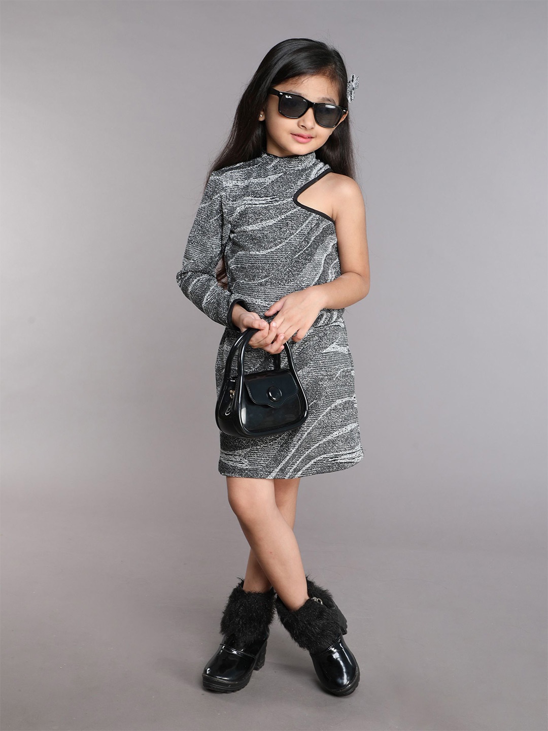 

taffykids Girls Embellished Top with Skirt, Grey