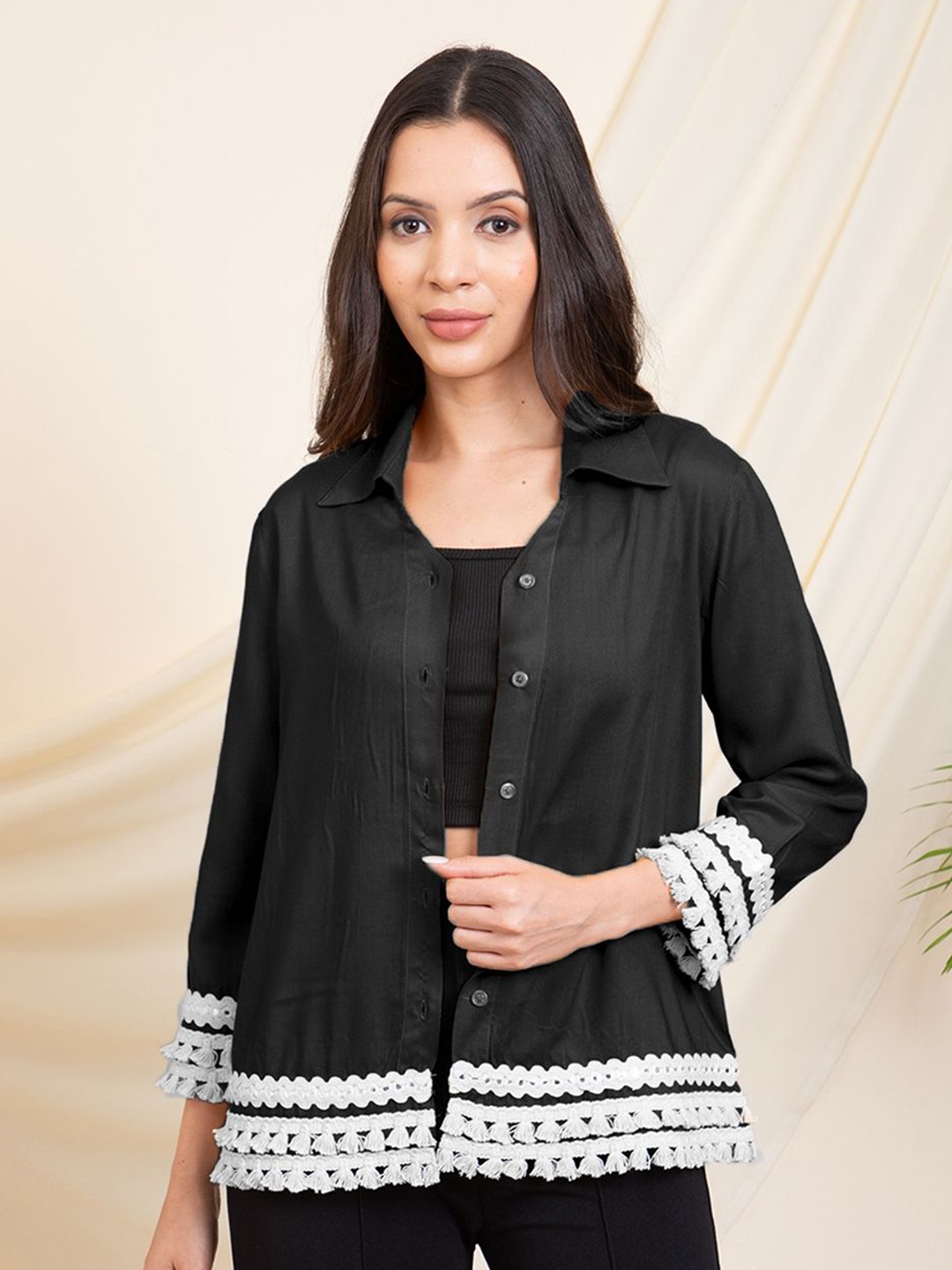 

DEEBACO Women Relaxed Spread Collar Solid Relaxed Fit Casual Shirt, Black
