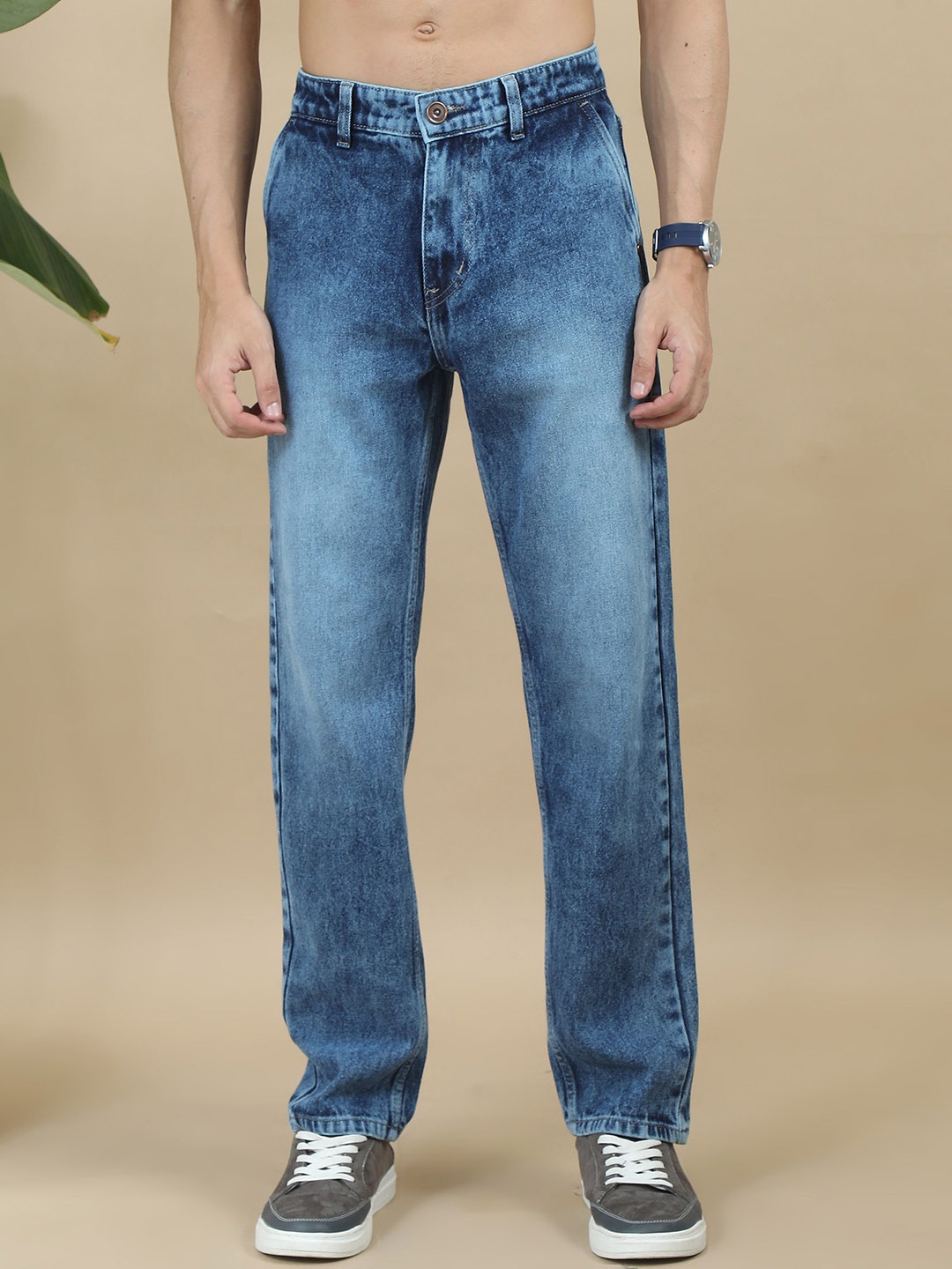 

Mast & Harbour Men Cotton Comfort Relaxed Fit Light Fade Mid-Rise Jeans, Blue