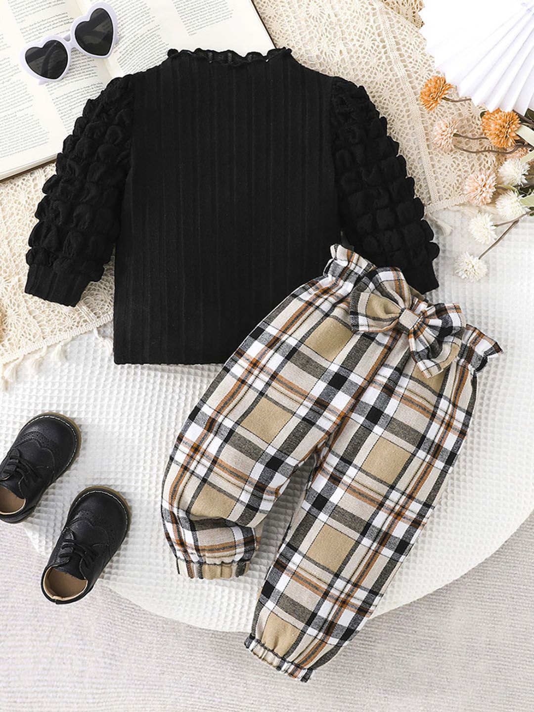 

INCLUD Girls Top with Trousers, Black