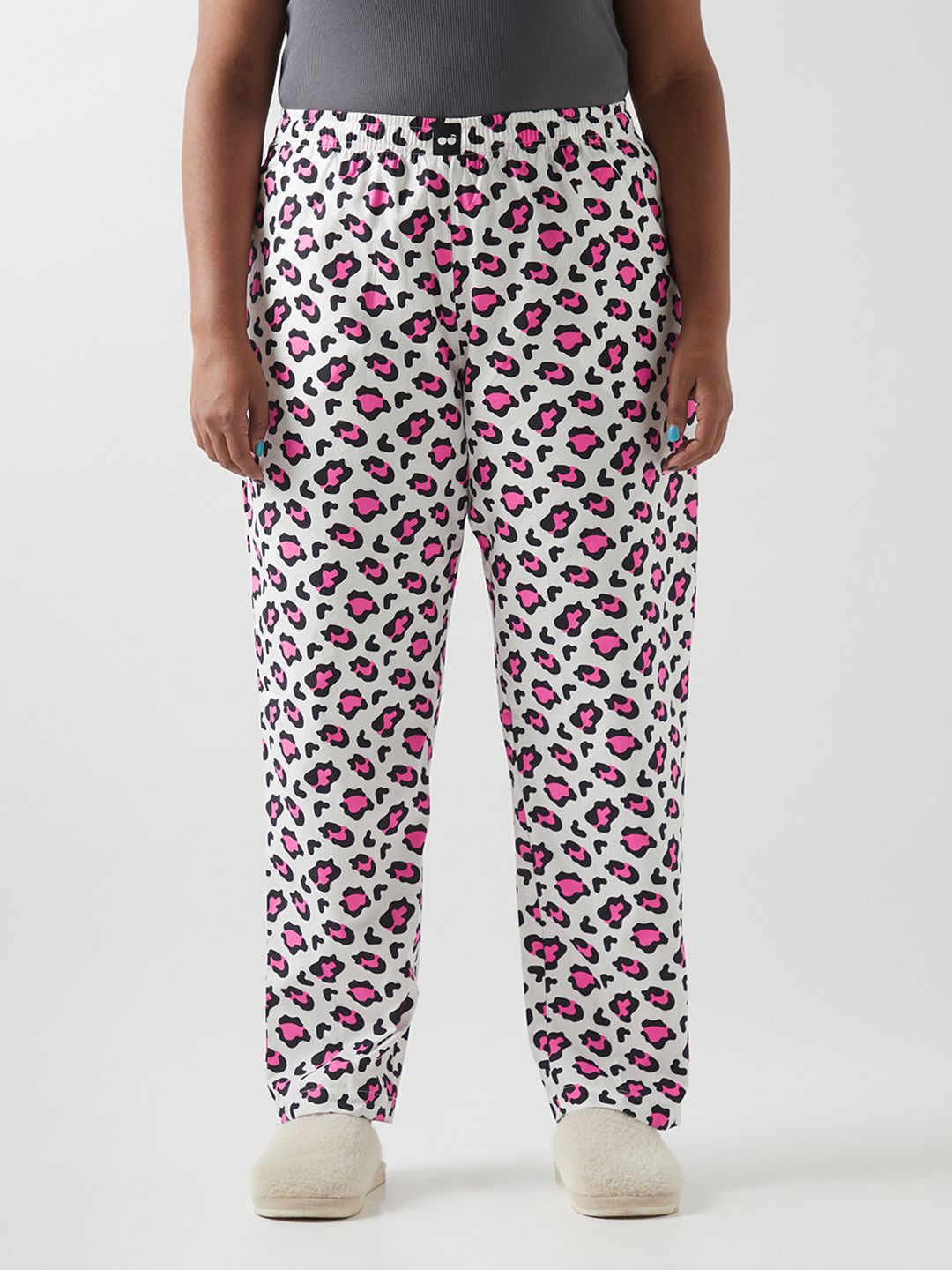 

Bewakoof Women Plus Size Printed Mid-Rise Cotton Lounge Pant, White