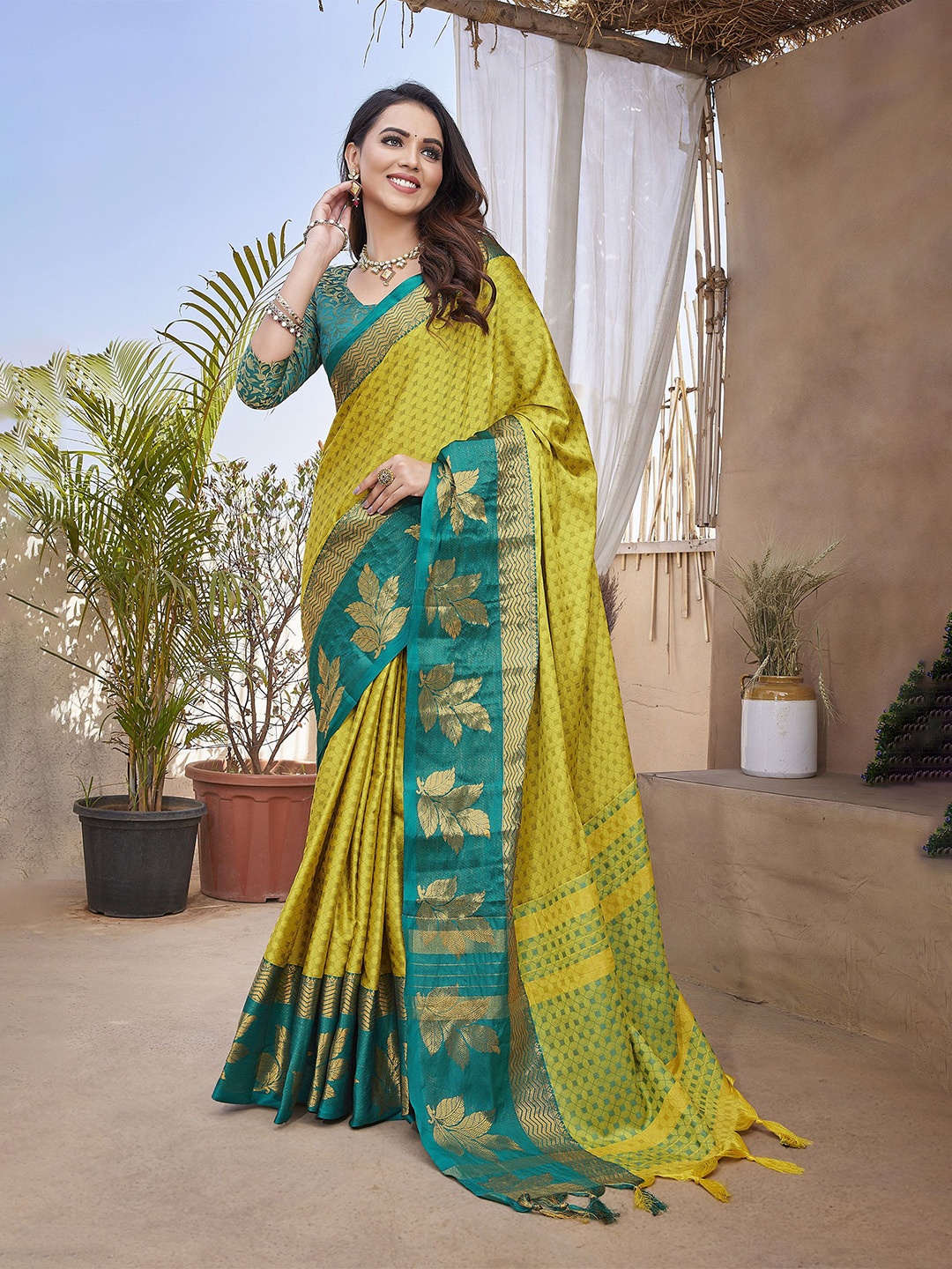 

Aldwych Woven Design Zari Silk Blend Chanderi Saree, Yellow