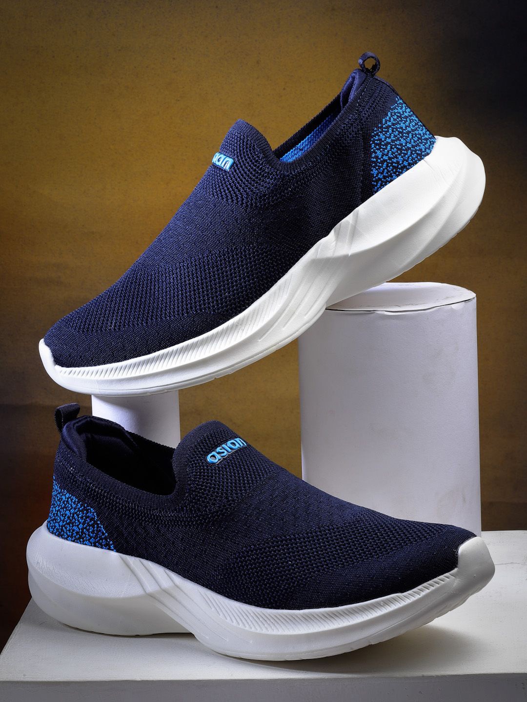 

ASIAN Men Woven Design Slip-On Sneakers, Navy blue