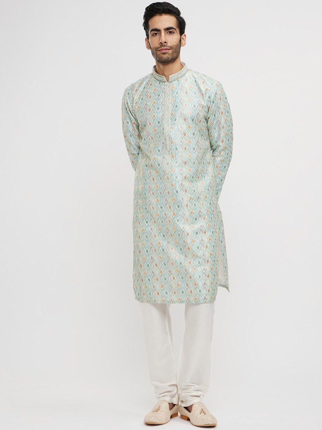 

Twamev Men Embroidered Regular Thread Work Kurta with Trousers, Green