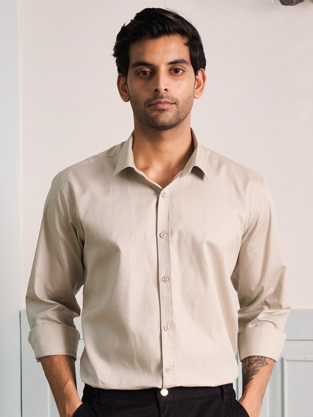 

Beyours Men Classic Opaque Casual Shirt, Grey
