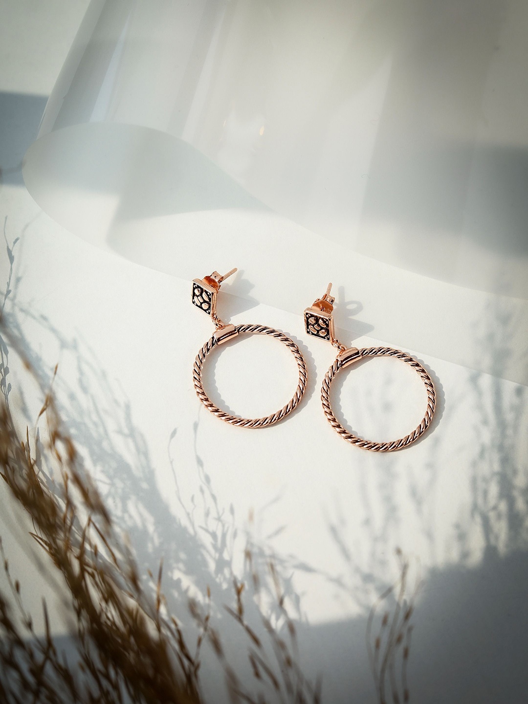 

DIAVO Contemporary Hoop Earrings, Rose gold