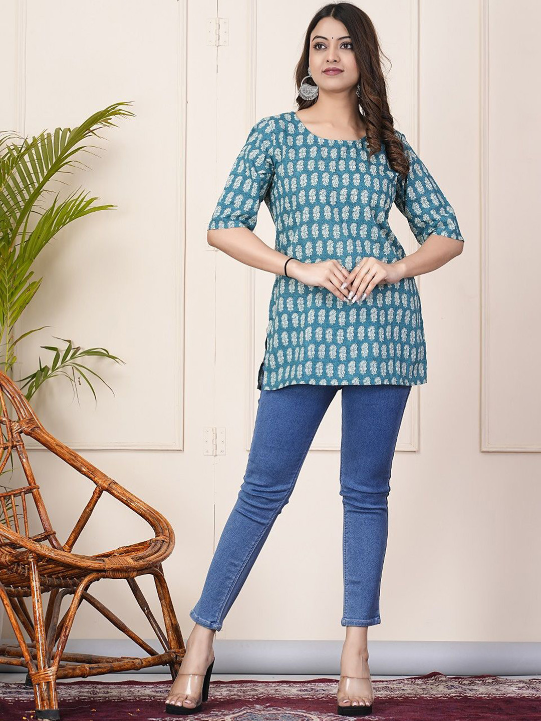

SUNEKH Women Ethnic Motifs Printed Khadi Kurta, Blue