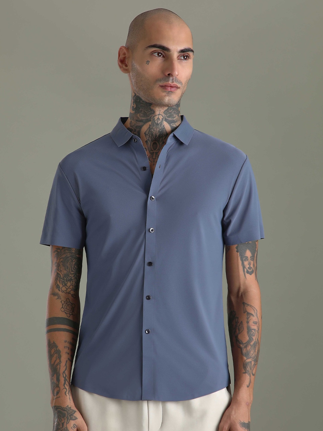 

Banana Club Men Classic Slim Fit Opaque Casual Shirt, Lavender