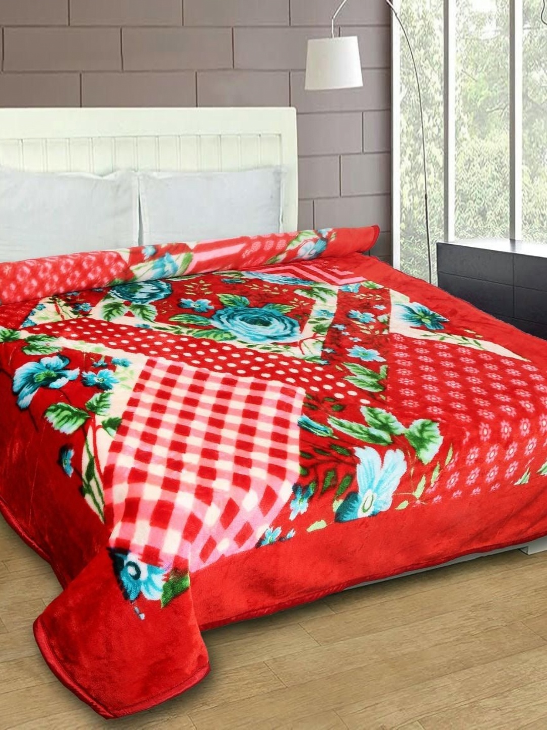 

MAGICAL Red & Green Floral Mink 400 GSM Double Bed Blanket