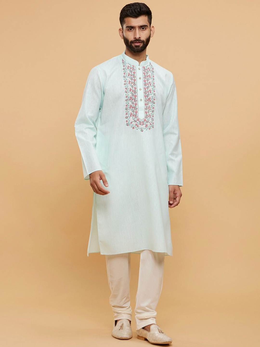 

Twamev Men Embroidered Regular Thread Work Kurta with Churidar, Green