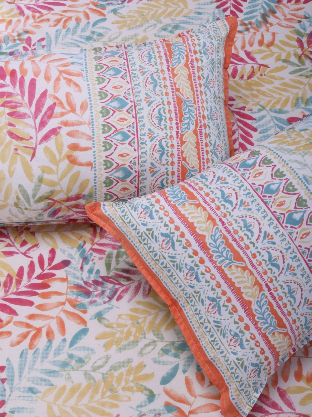

SHAHENAZ Orange & Pink Floral Cotton 120 TC Queen Bedsheet Set-2.7 m X 2.25 m