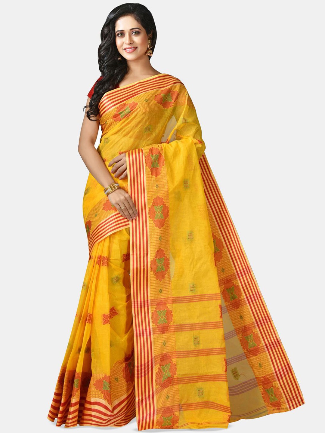 

Crochetin Woven Design Saree, Yellow