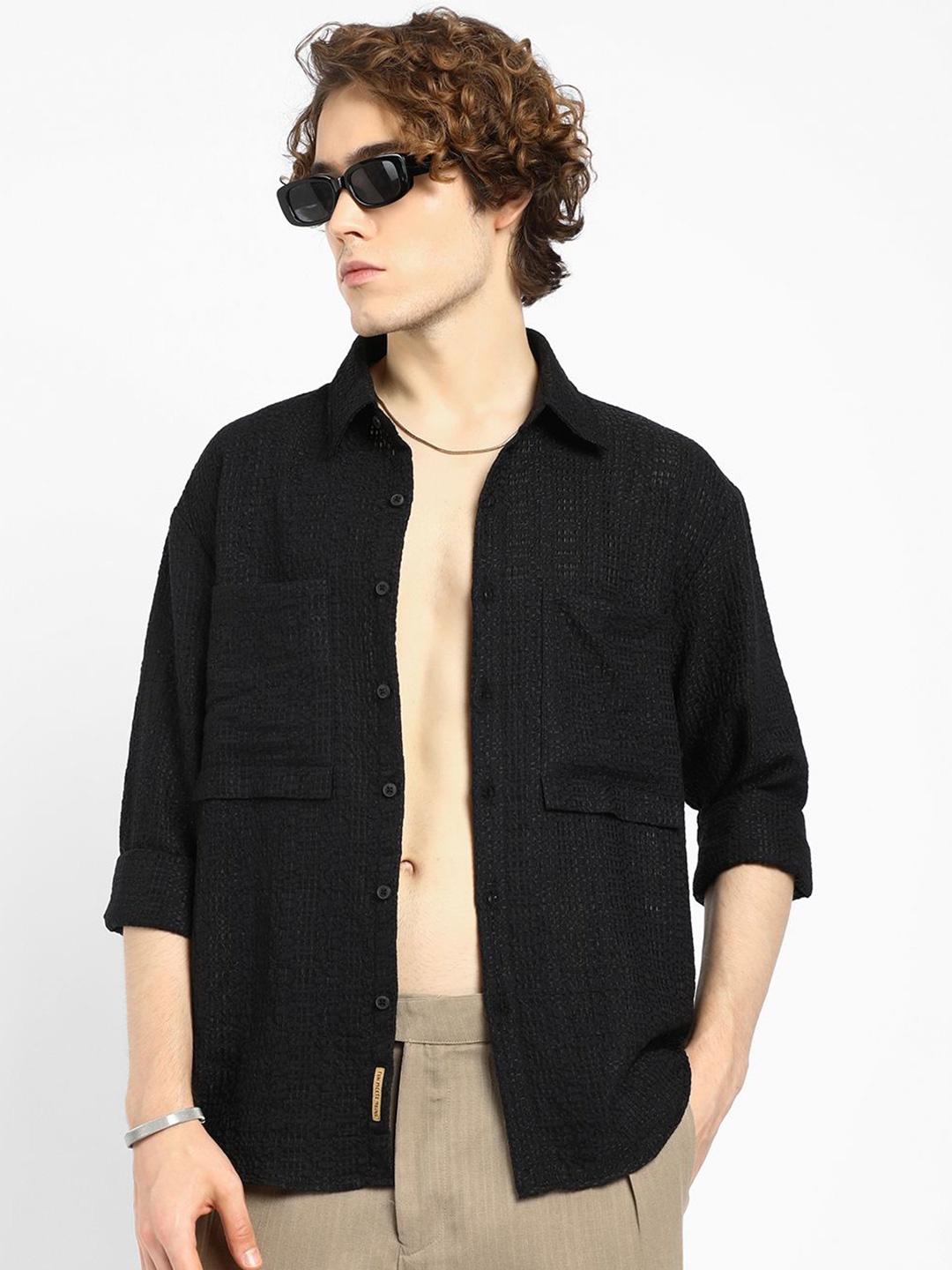 

Campus Sutra Men Textured Comfort Relaxed Fit Casual Shirt, Black
