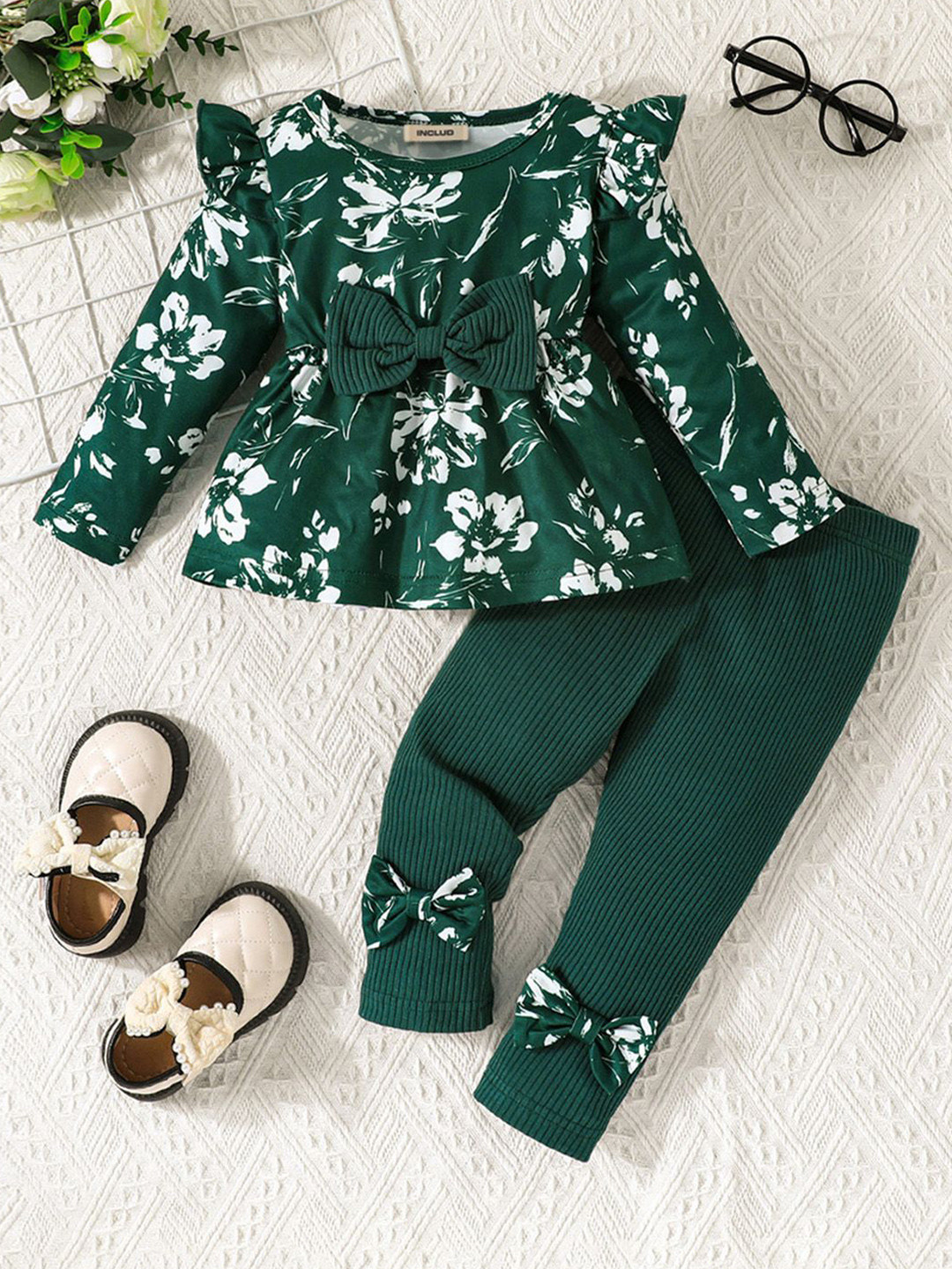 

INCLUD Girls Printed Top with Trousers, Green