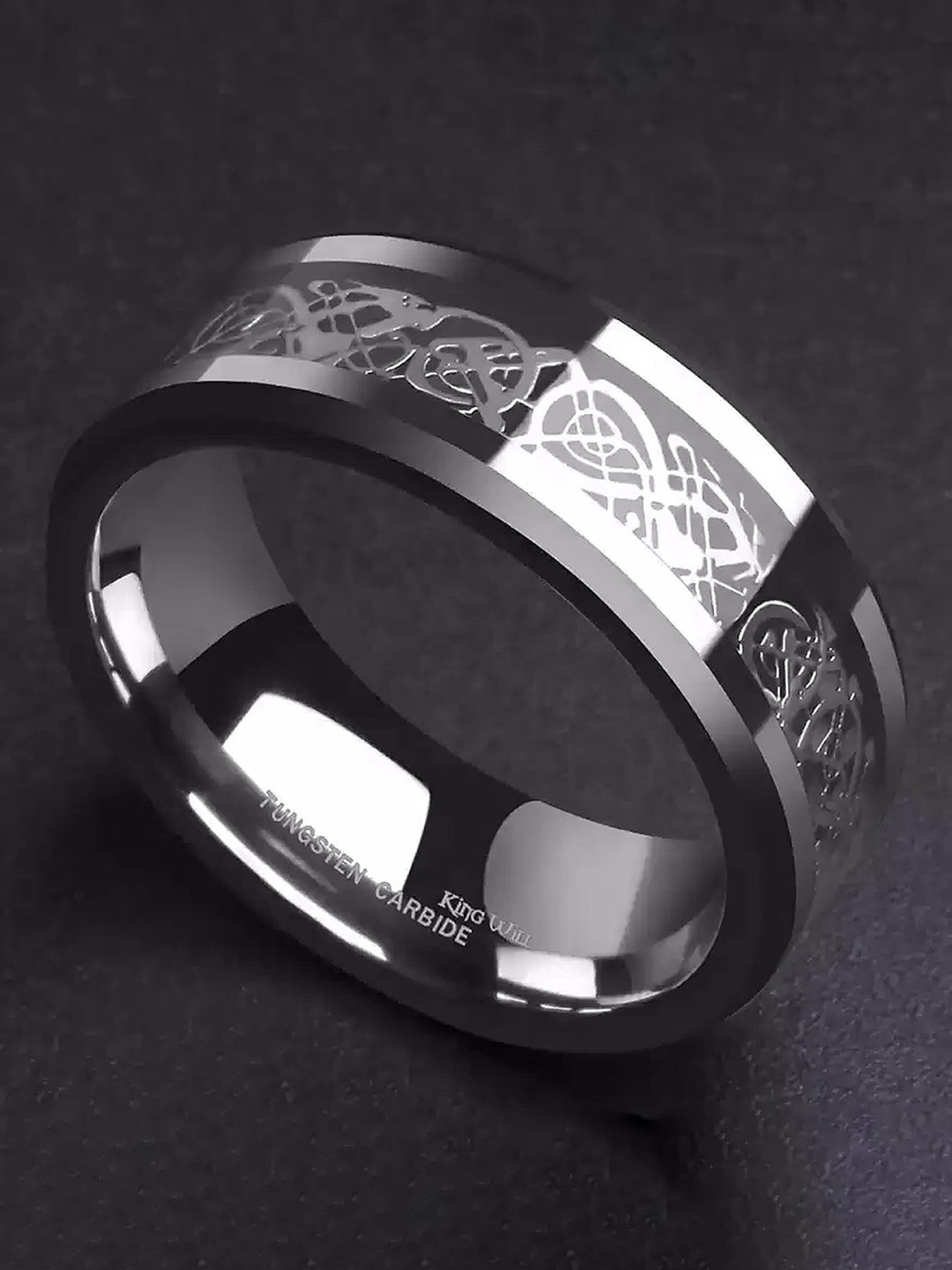 

Lila Unisex Dragon Shaped Thumb Finger Ring, Black