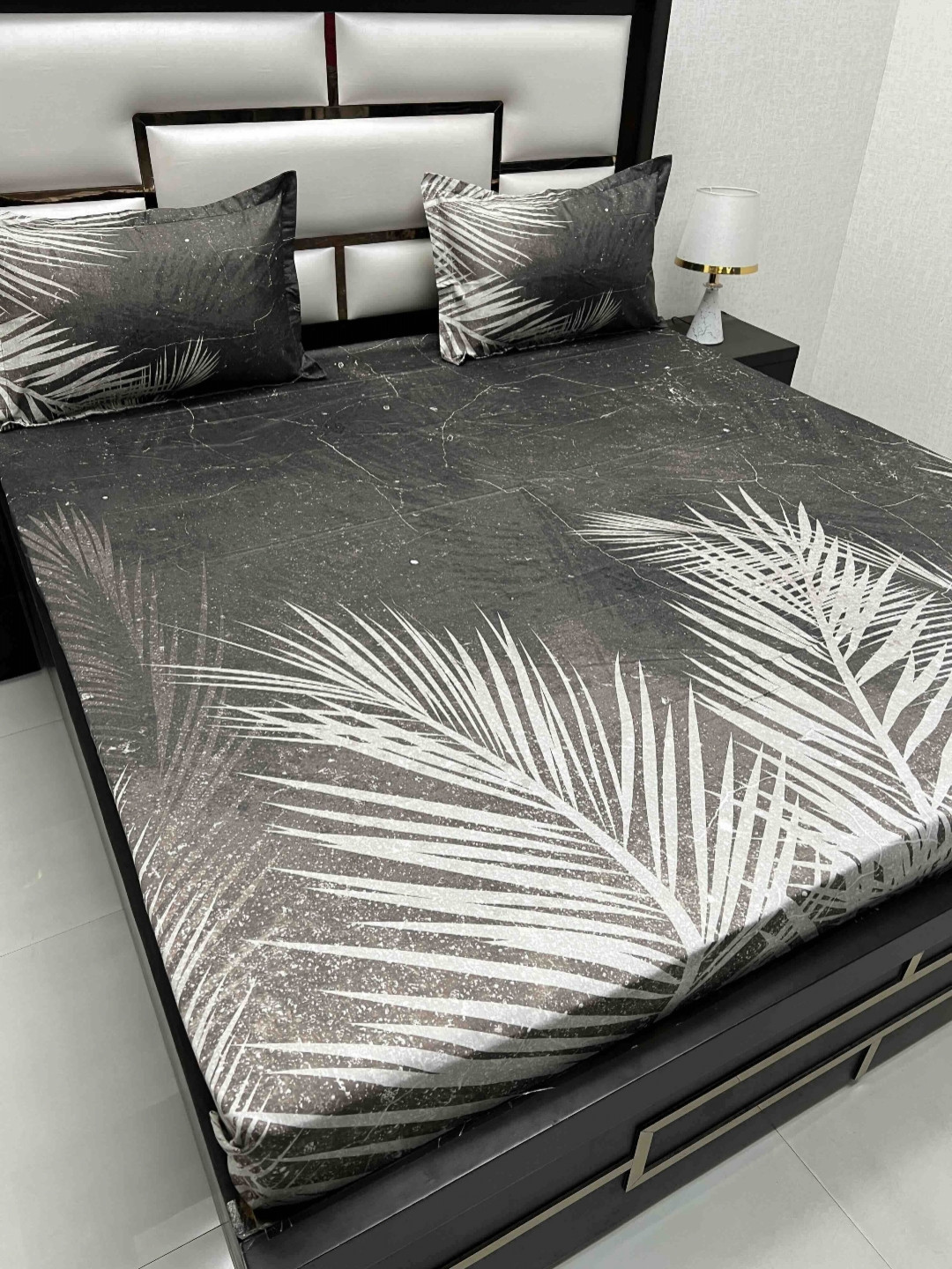 

Pure Decor Majestic Grey Melange 240 TC Pure Cotton King Bedsheet Set 2.76m x 2.76m