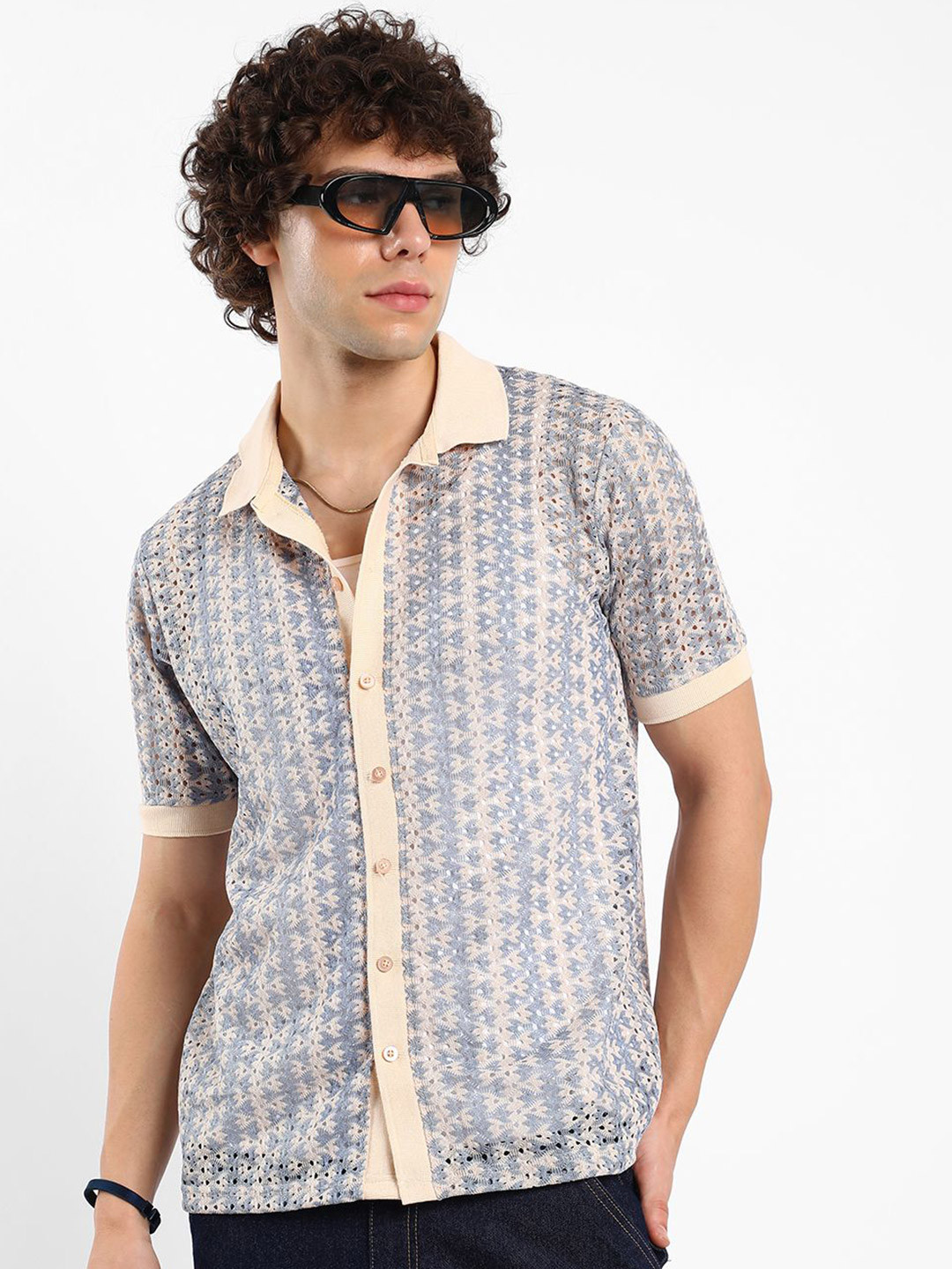 

Campus Sutra Men Comfort Spread Collar Textured Casual Shirt, Beige