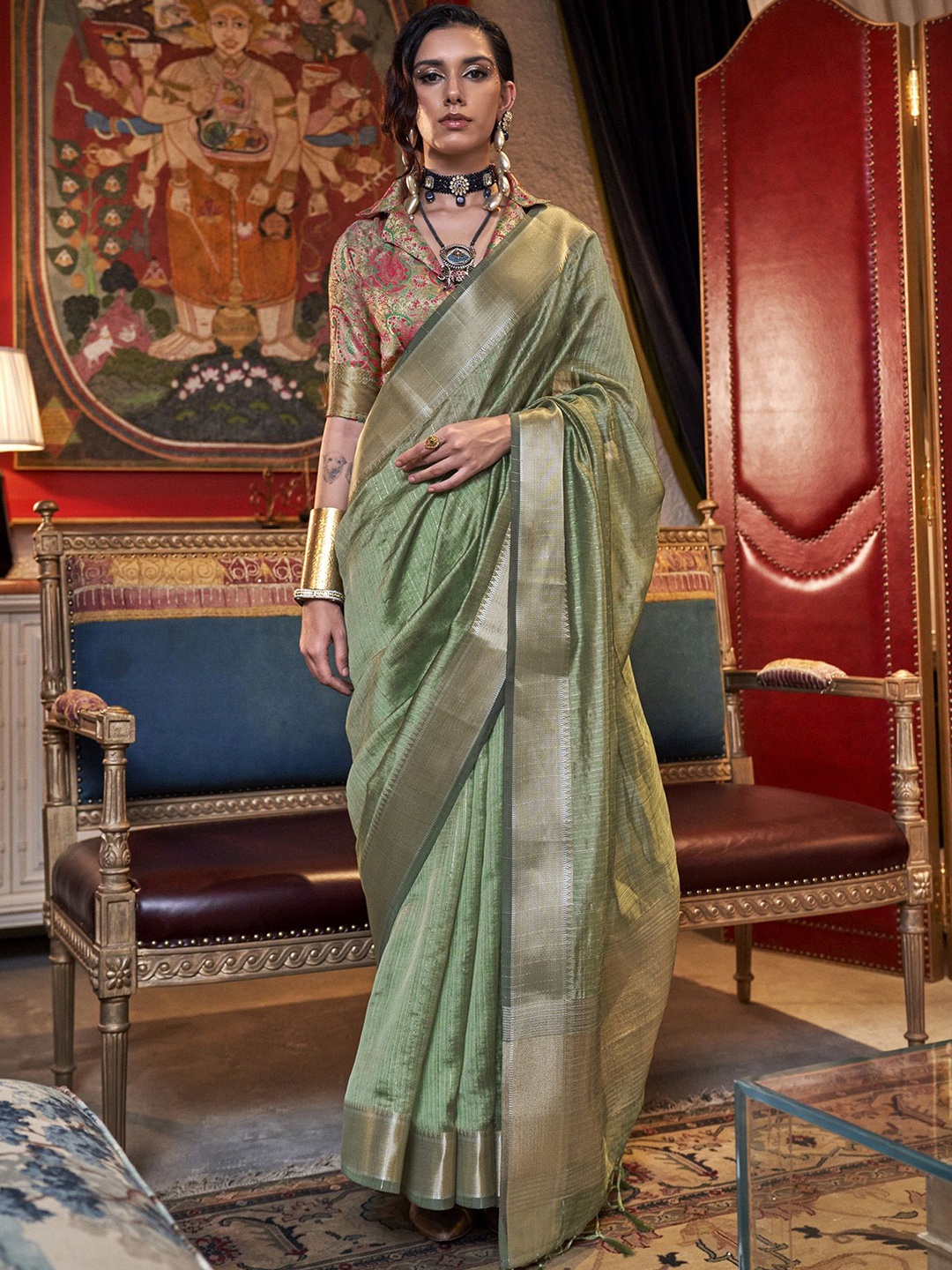 

elora Zari Pure Chiffon Saree, Green