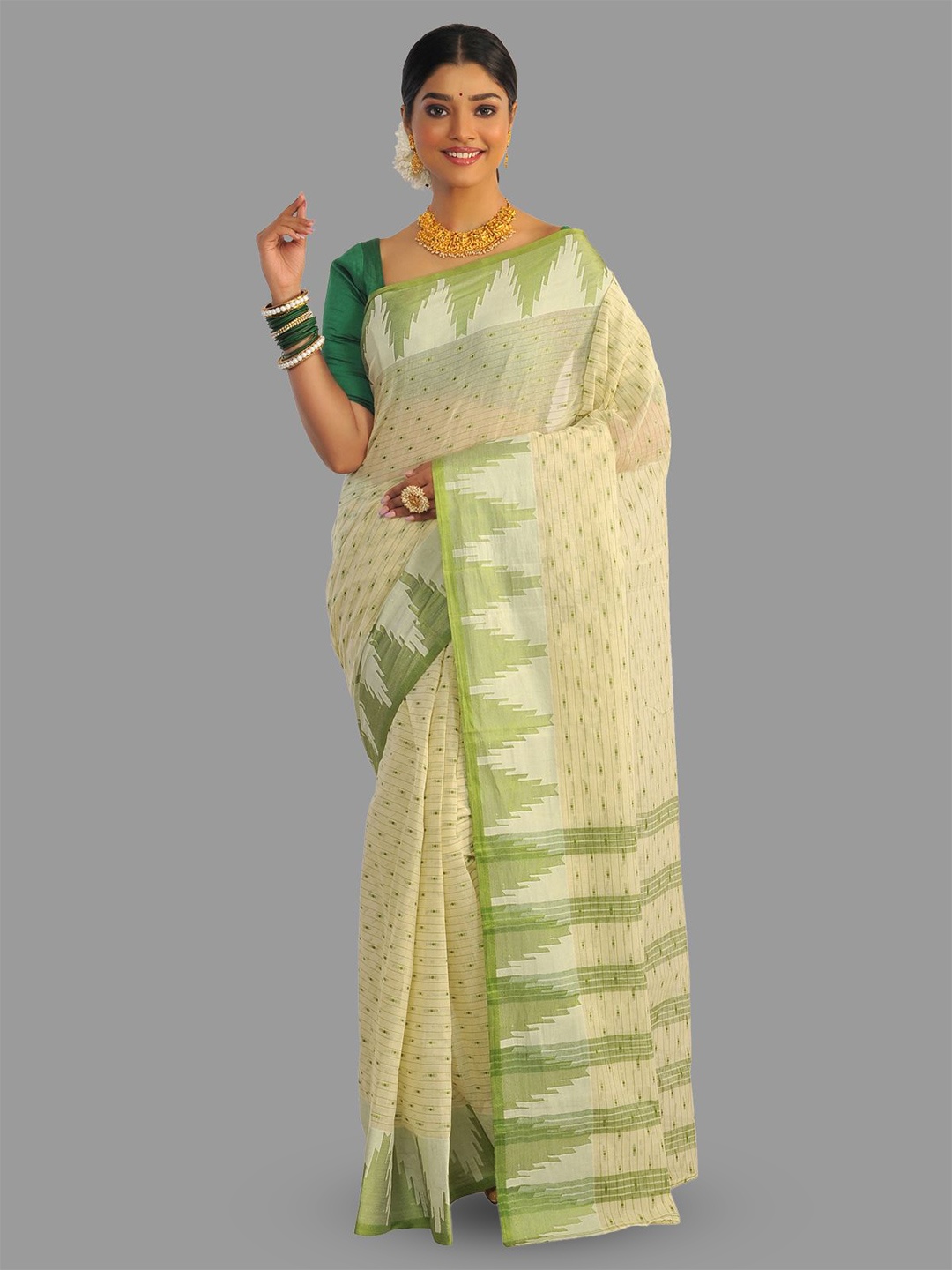 

RAJ SAREE HOUSE Woven Design Pure Cotton Taant Saree, Cream