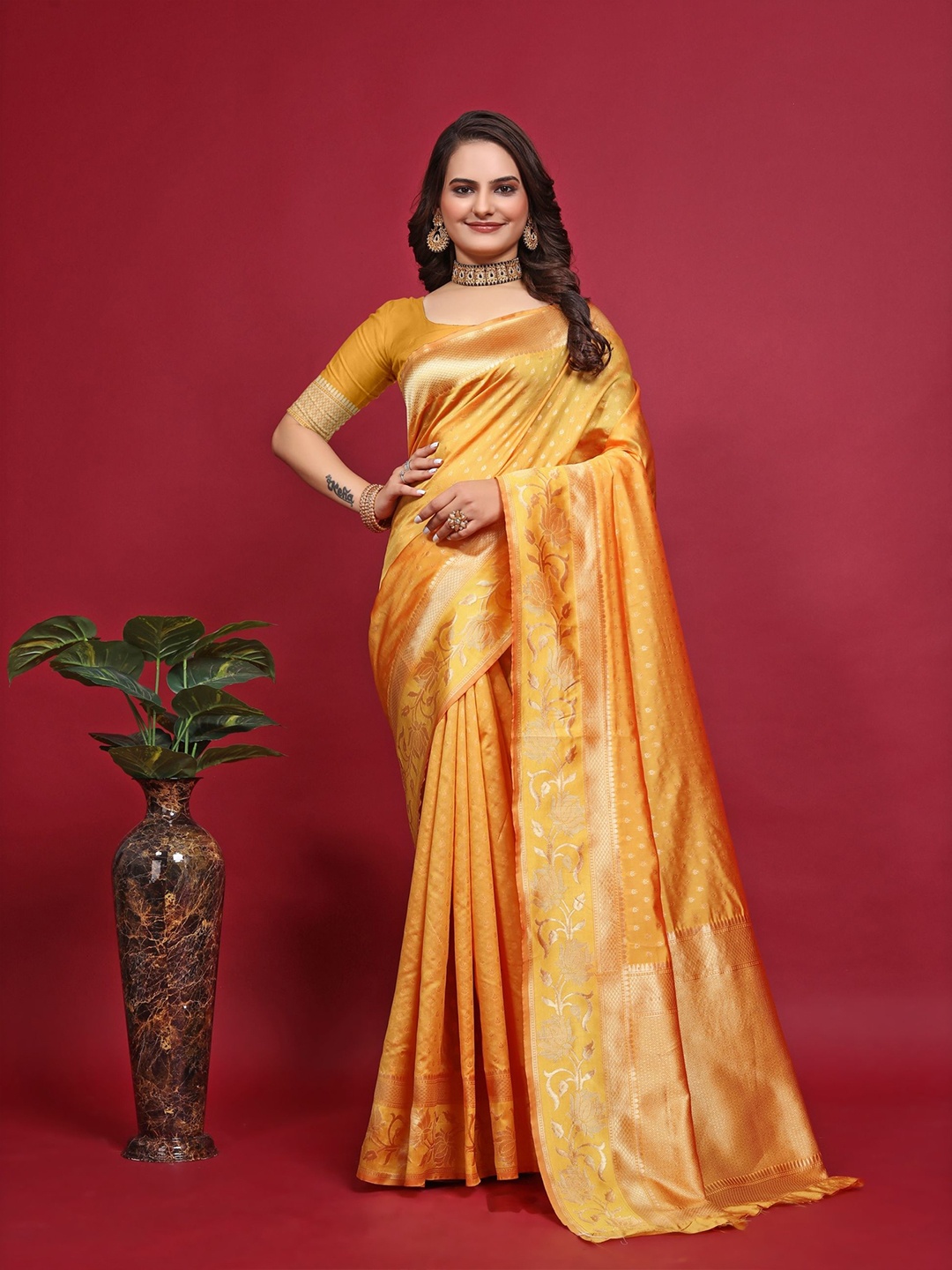 

SHRIMAY Woven Design Zari Art Silk Banarasi Saree, Gold