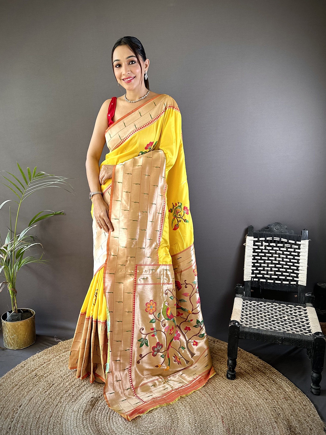 

LeeliPeeri Designer Zari Silk Blend Banarasi Saree, Yellow