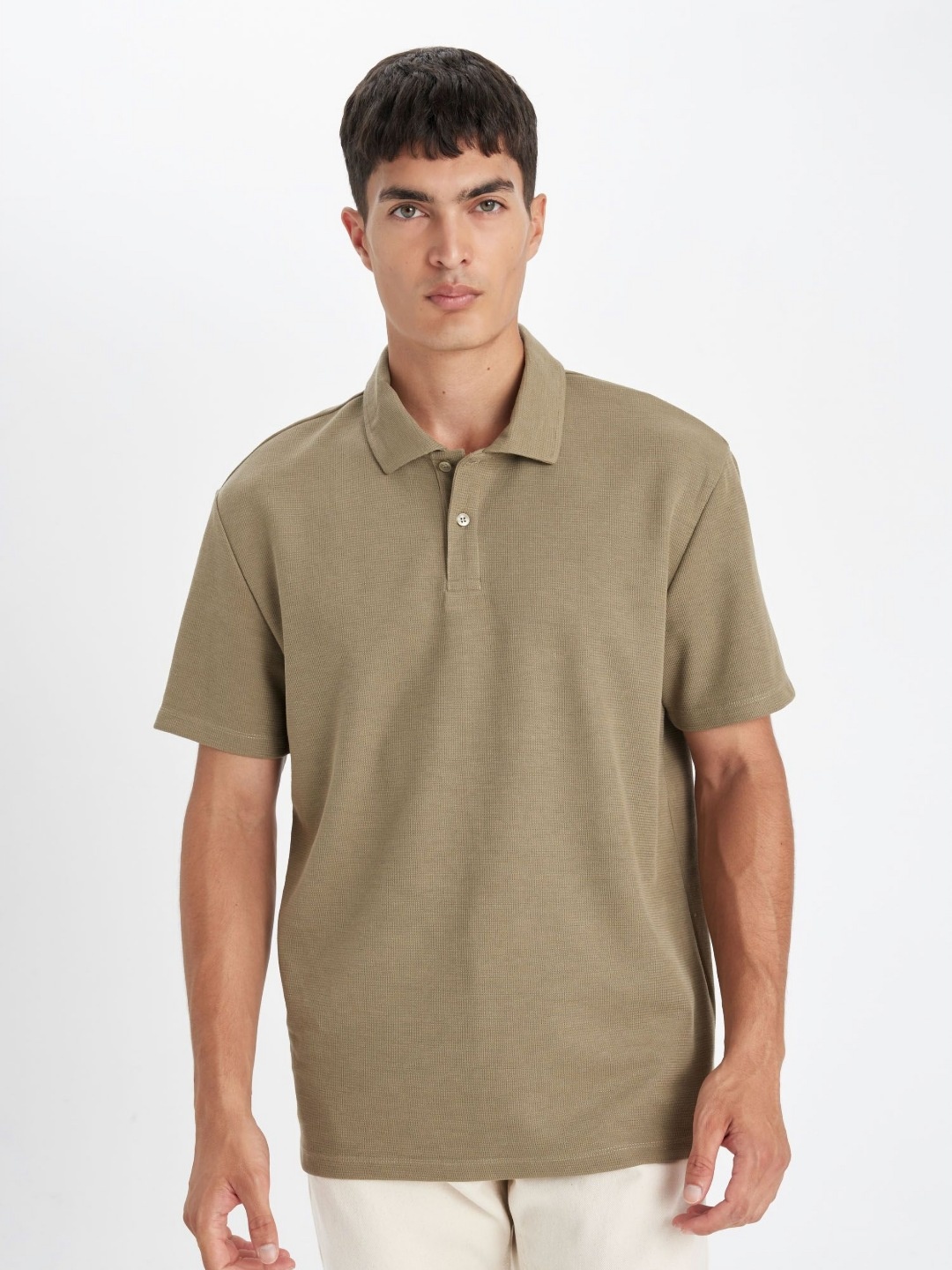 

DeFacto Men Polo Collar T-shirt, Na