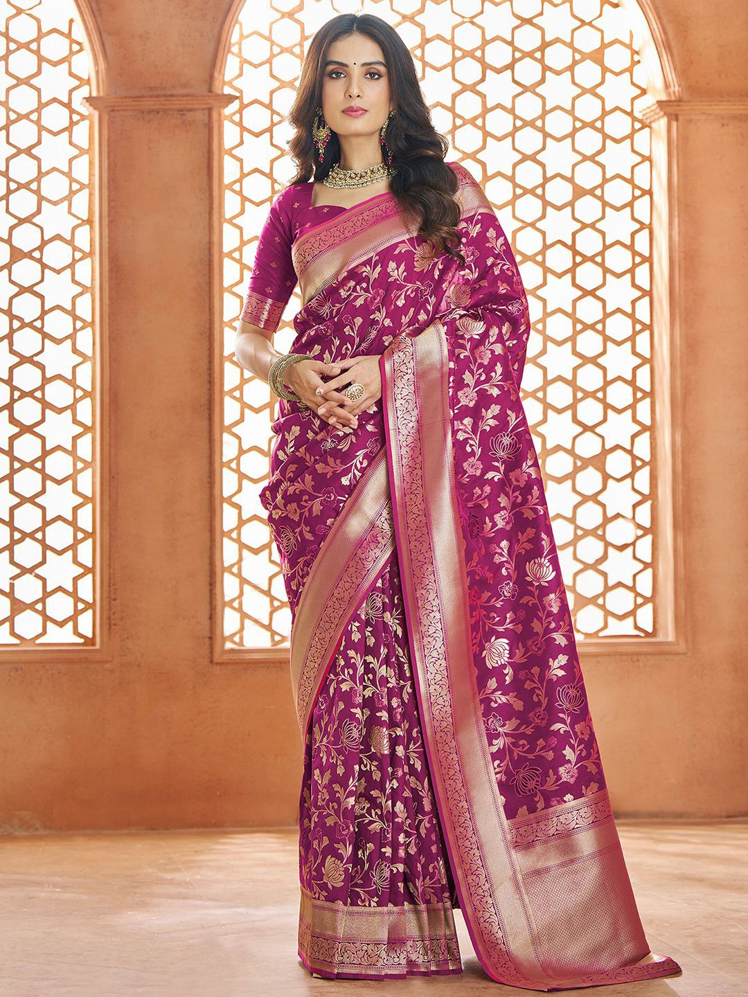 

Satrani Woven Design Zari Pure Silk Banarasi Saree, Magenta