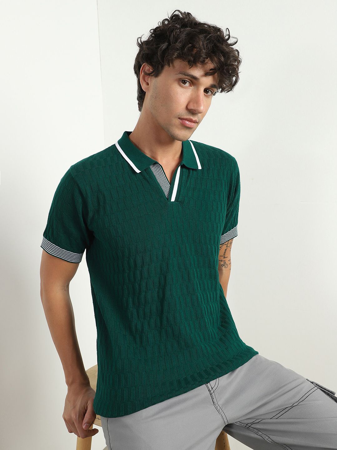 

NOBERO Men Textured Self Design Polo Collar T-shirt, Green