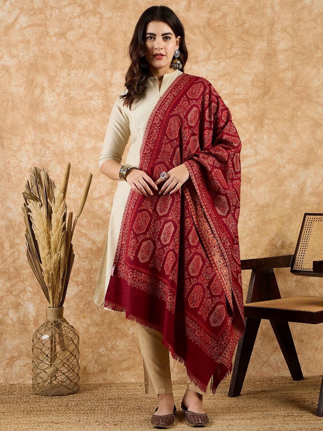 

HK colours of fashion Women Woven Design Stole, Maroon