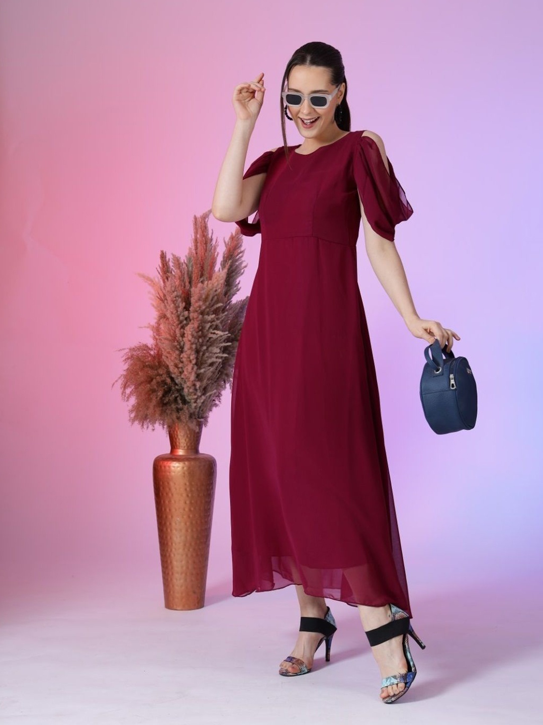 

Krunal Raiyani Women Round Neck Maxi Dress, Magenta