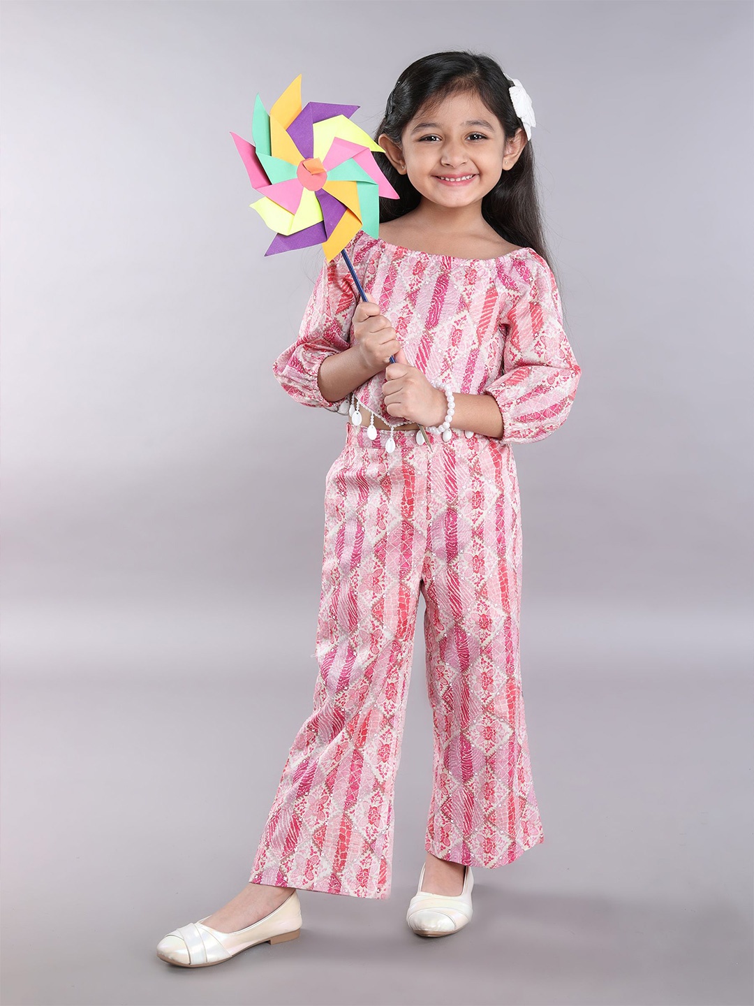 

taffykids Girls Printed Top with Trousers, Pink