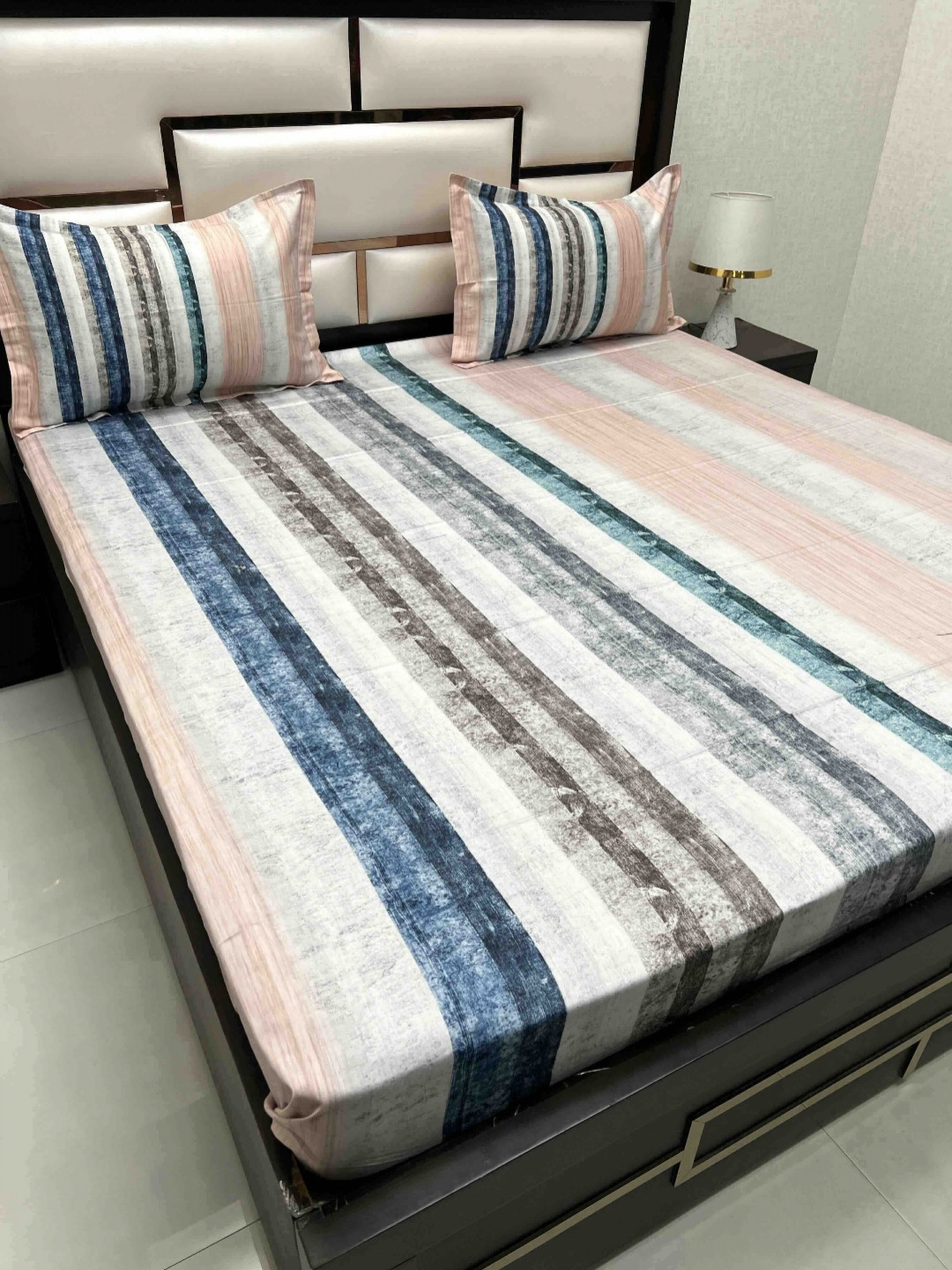 

Pure Decor Cotton King Size Double Bedsheet With 2 Pillow Covers 2.74m X 2.74m, Pink