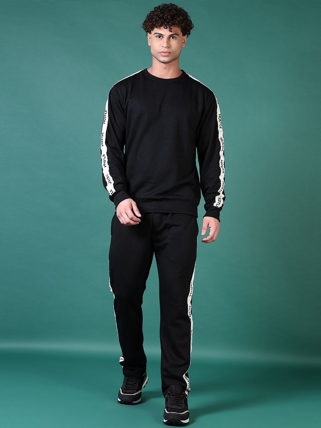 

V-Mart Men Cotton Solid Spun Track Suit, Black