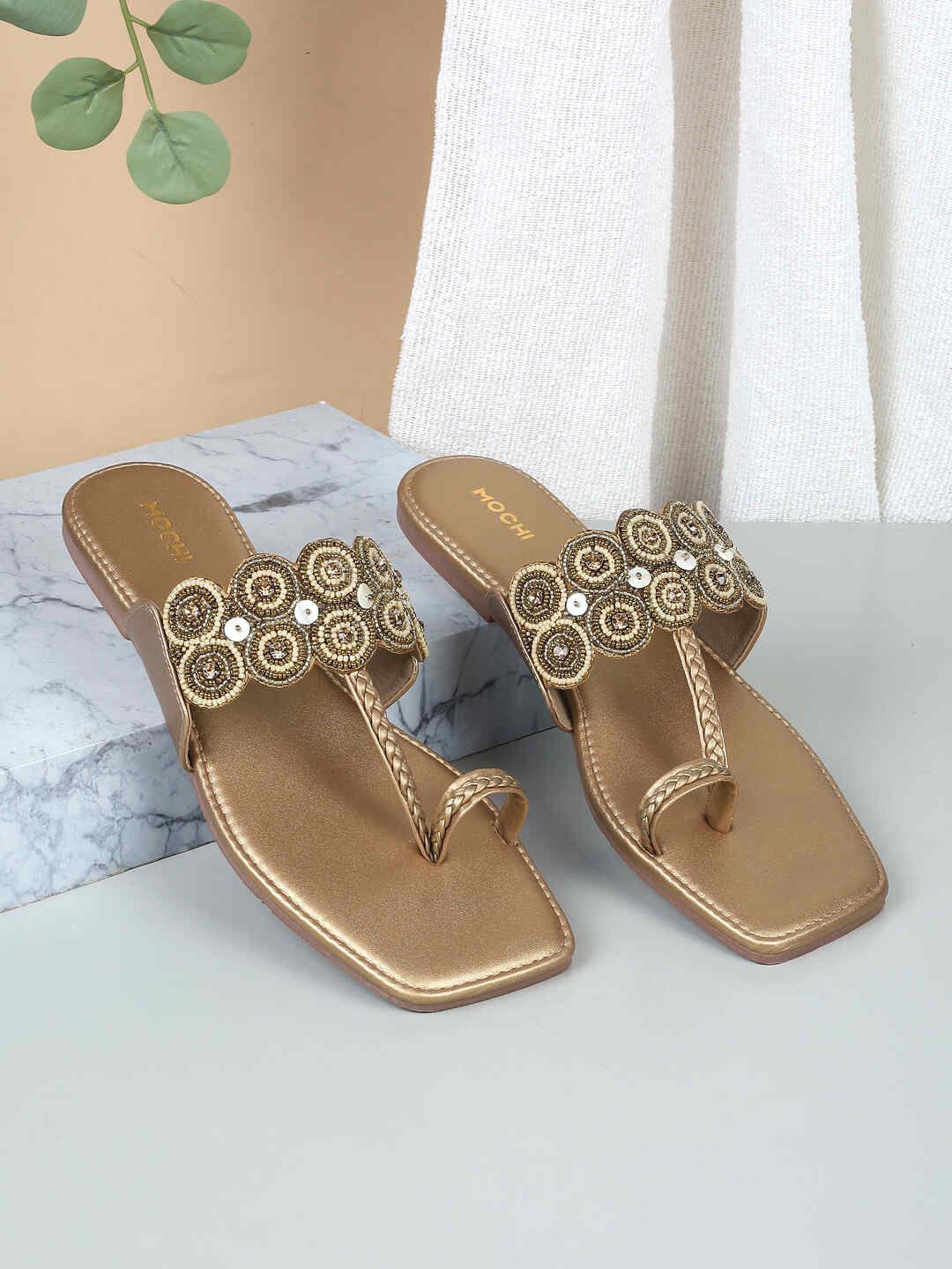

Mochi Women Ethnic One Toe Flats, Gold
