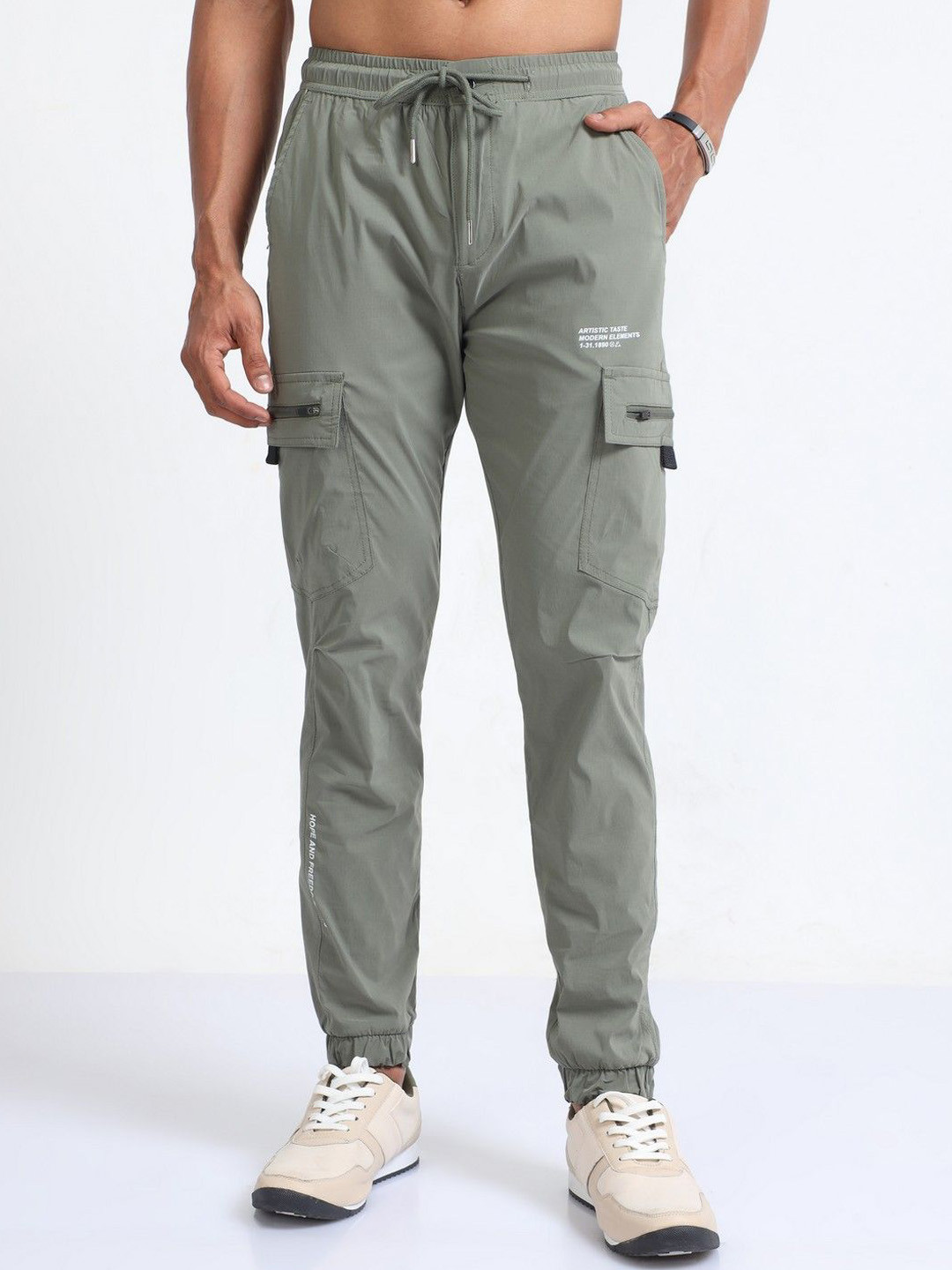 

NEVER NEUD Men Relaxed Low-Rise Joggers Trousers, Green