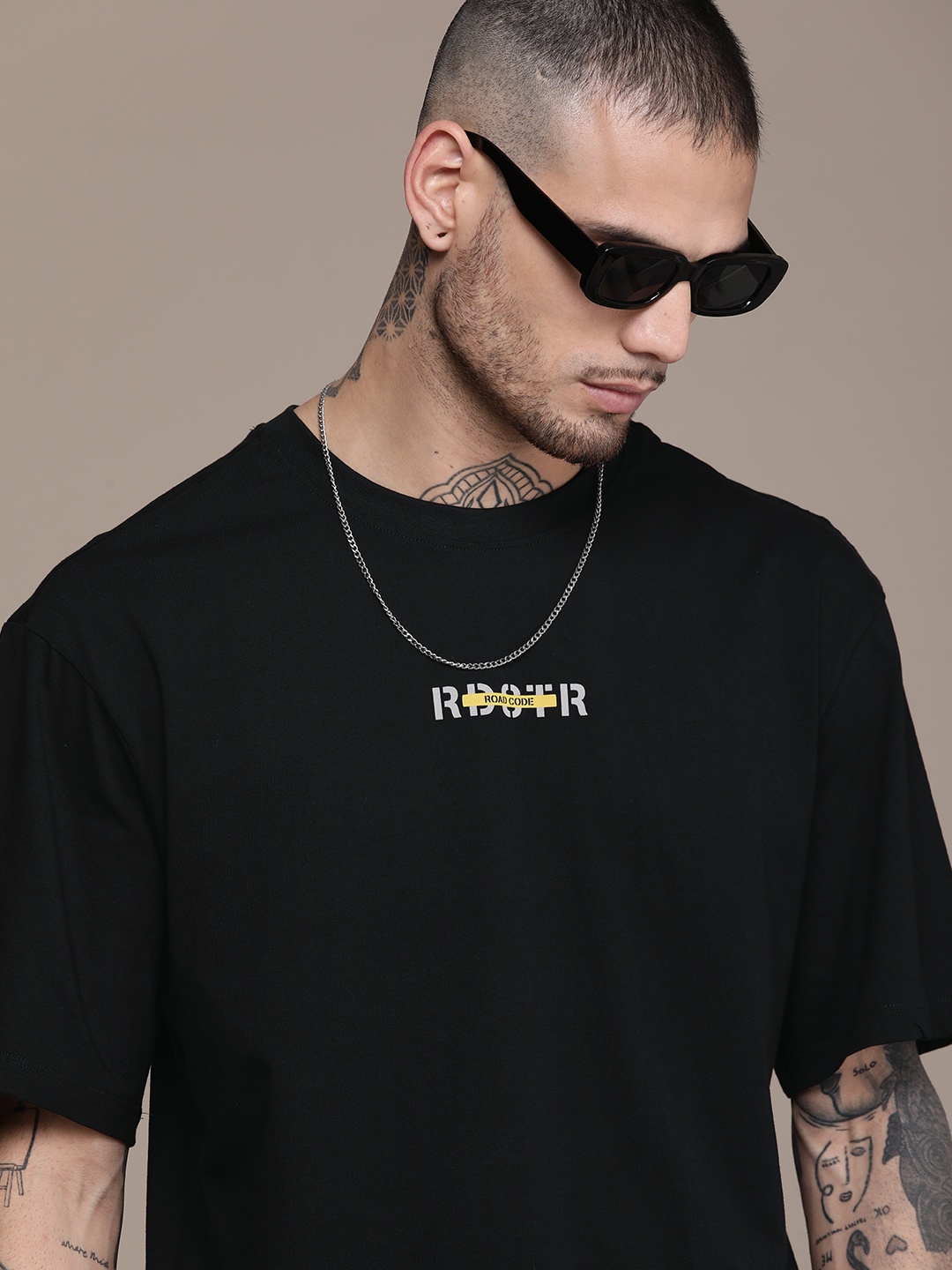 

The Roadster Life Co. Drop-Shoulder Sleeves Pure Cotton T-shirt, Black