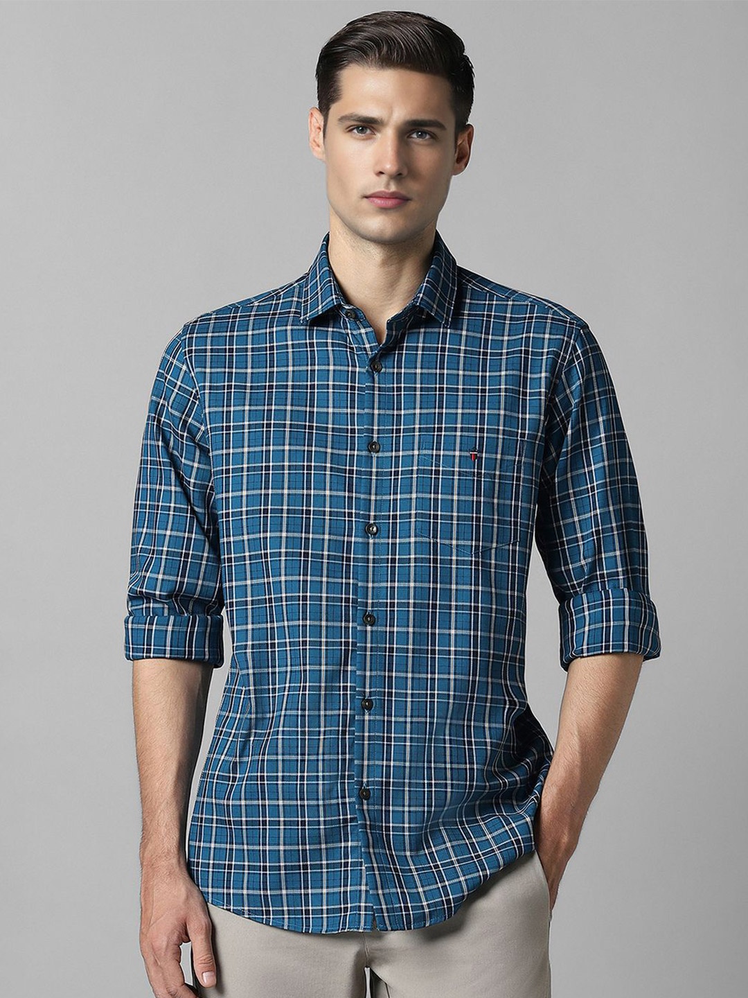 

Louis Philippe Sport Men Slim Fit Opaque Checked Casual Shirt, Blue