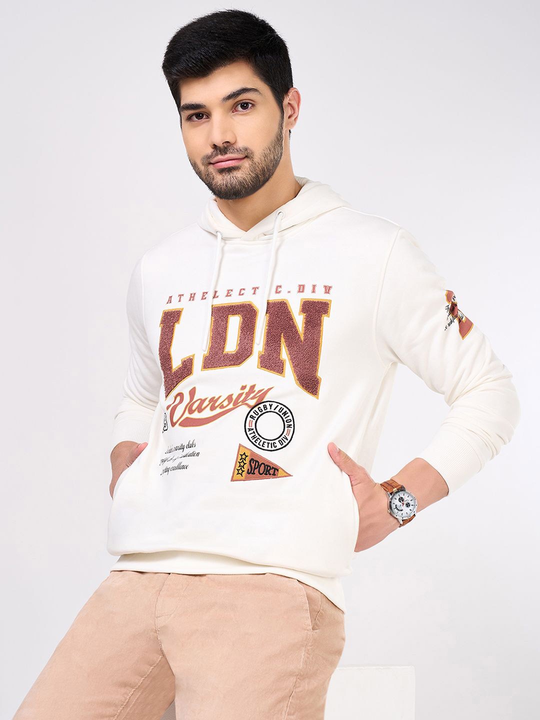 

BYFORD by Pantaloons Men Printed Hooded Pullover Sweatshirt, White