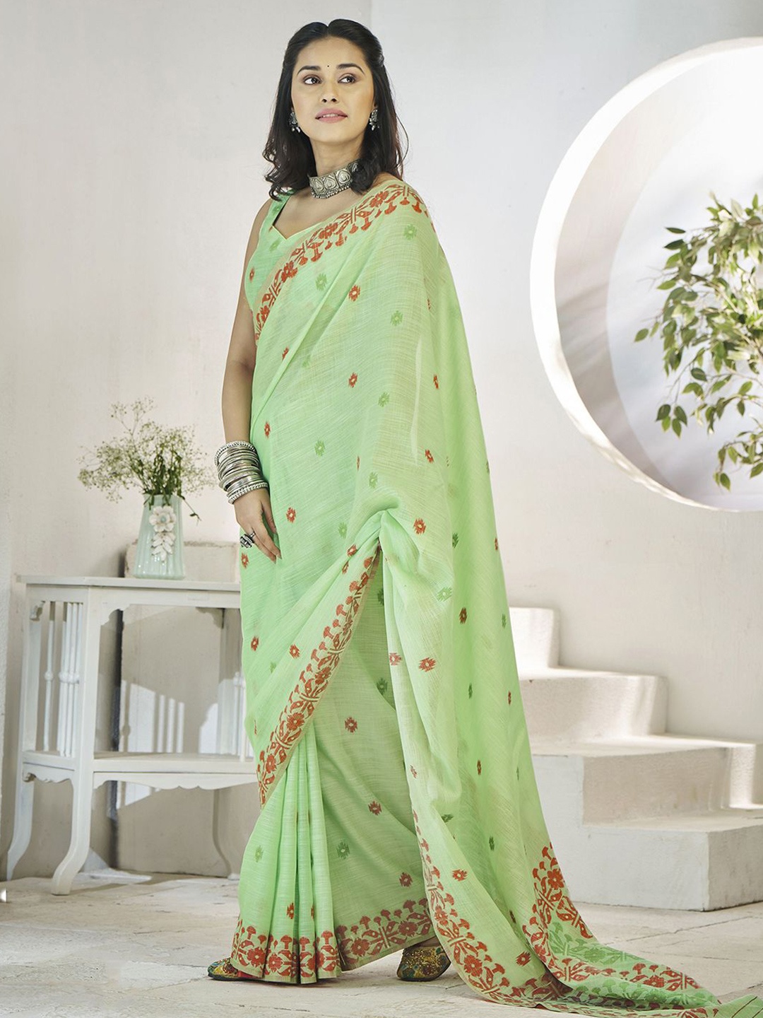 

Satrani Woven Design Silk Cotton Banarasi Saree, Green