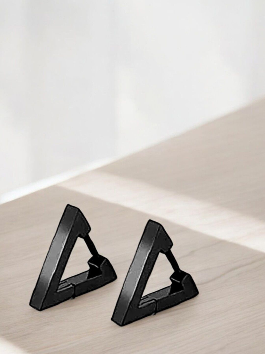 

The Roadster Lifestyle Co Triangle Hoop Ear Studs, Black