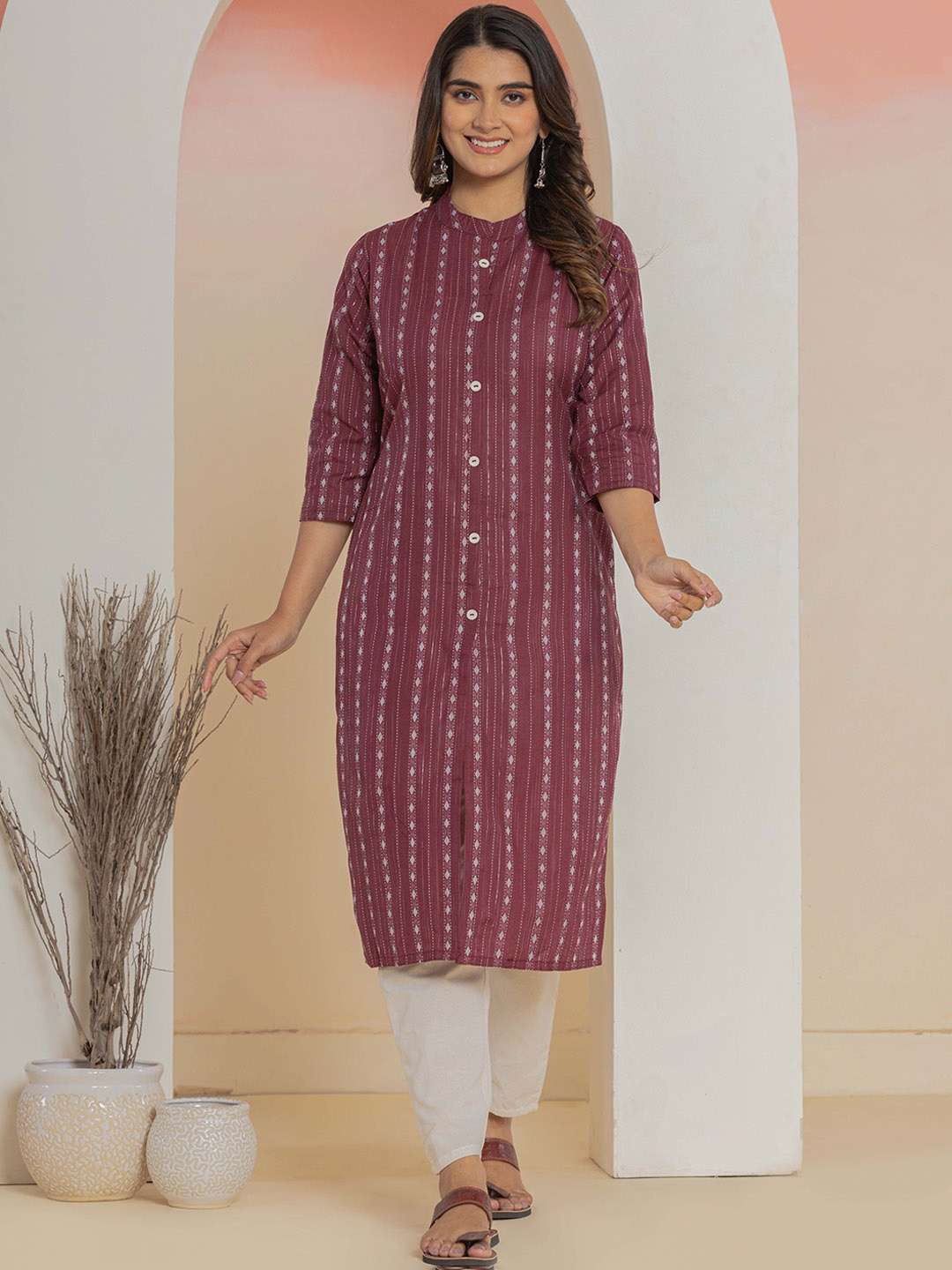 

HEARTLOOM Women Regular Pure Cotton Kurta with Trousers, Maroon