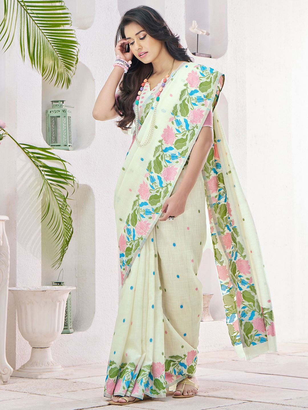 

Satrani Woven Design Zari Pure Silk Banarasi Saree, Off white