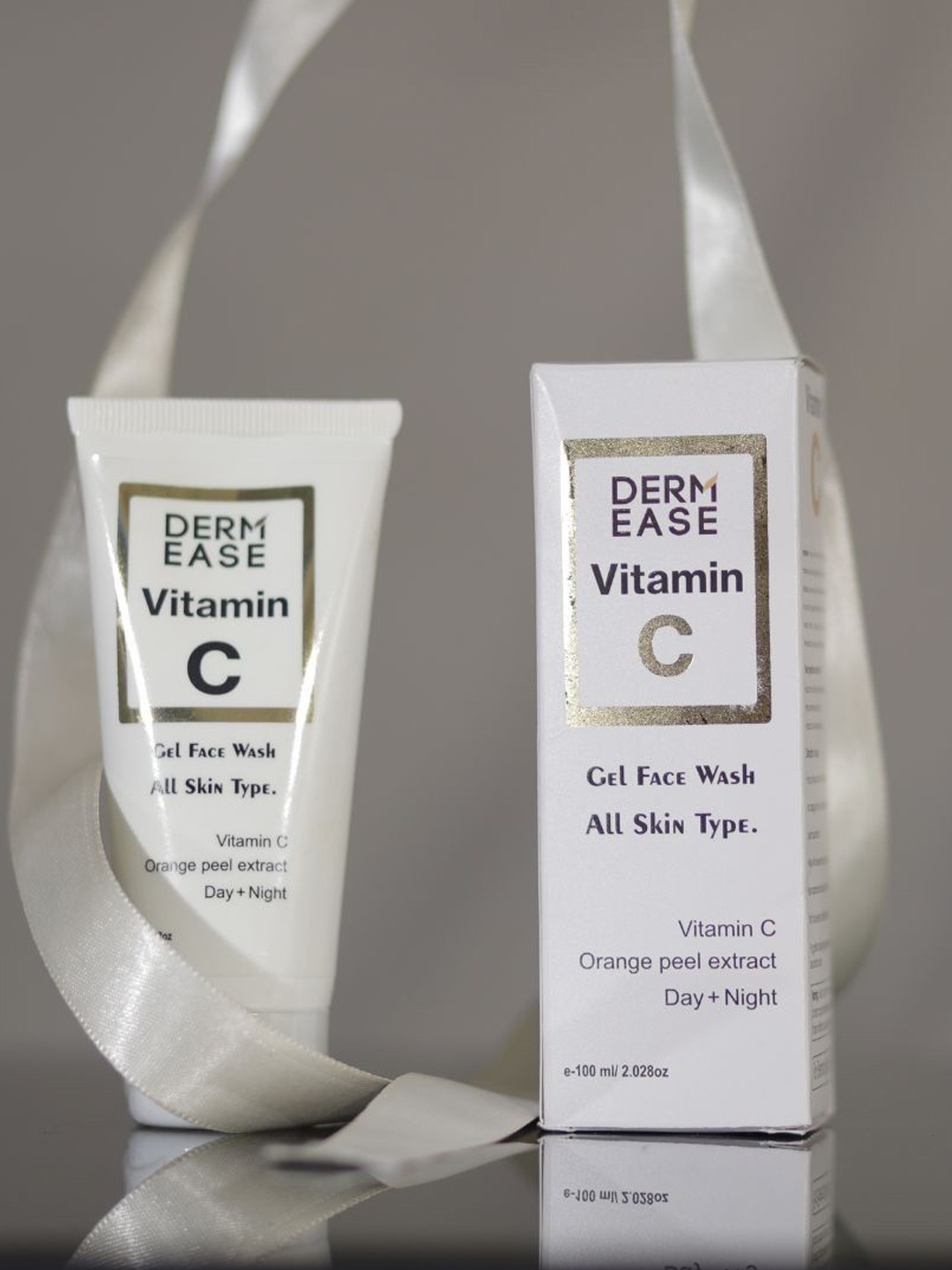 

DERMEASE Vitamin-C Gel Face Wash- 100 ml, White