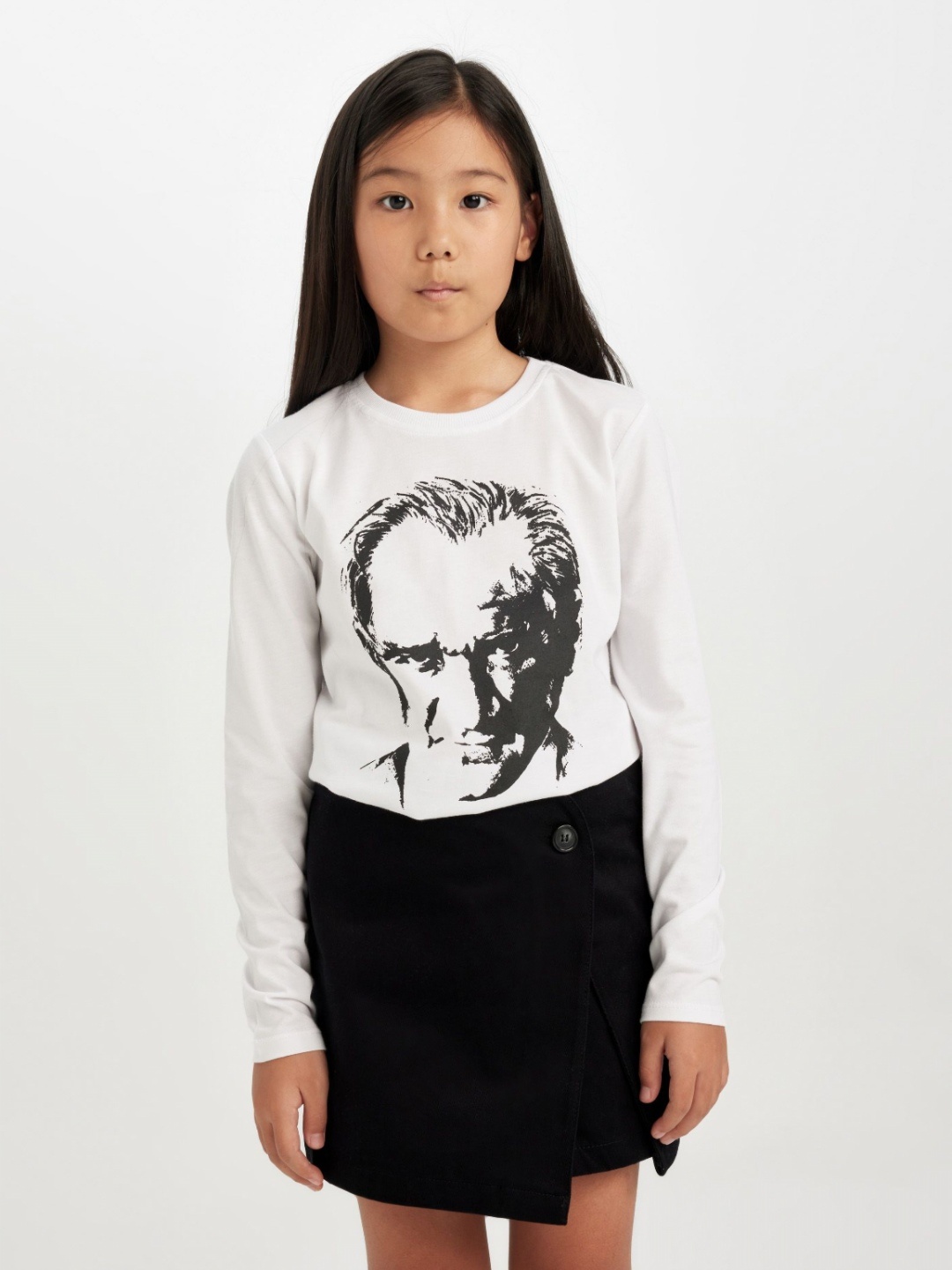 

DeFacto Girls Printed T-shirt, Na