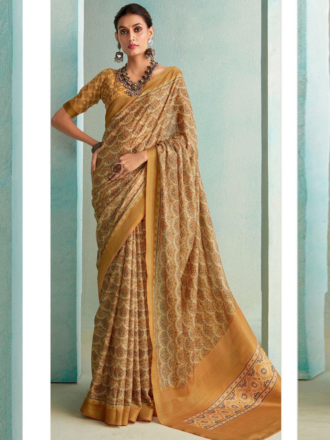 

Satrani Woven Design Zari Pure Silk Banarasi Saree, Mustard