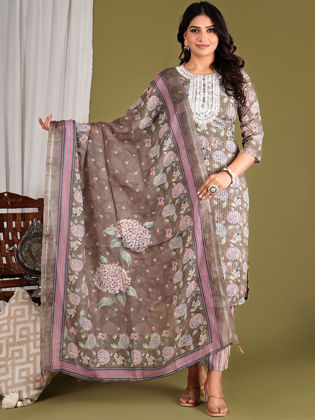 

mumzhug Women Ethnic Motifs Embroidered Regular Thread Work Pure Cotton Kurta with Palazzos & With Dupatta, Brown