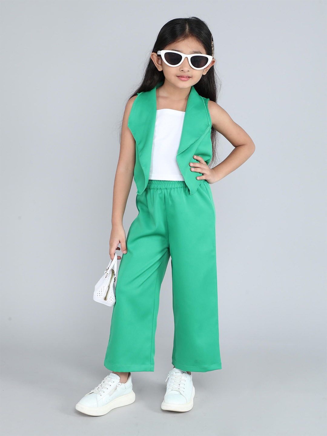 

taffykids Girls Top with Trousers, Green