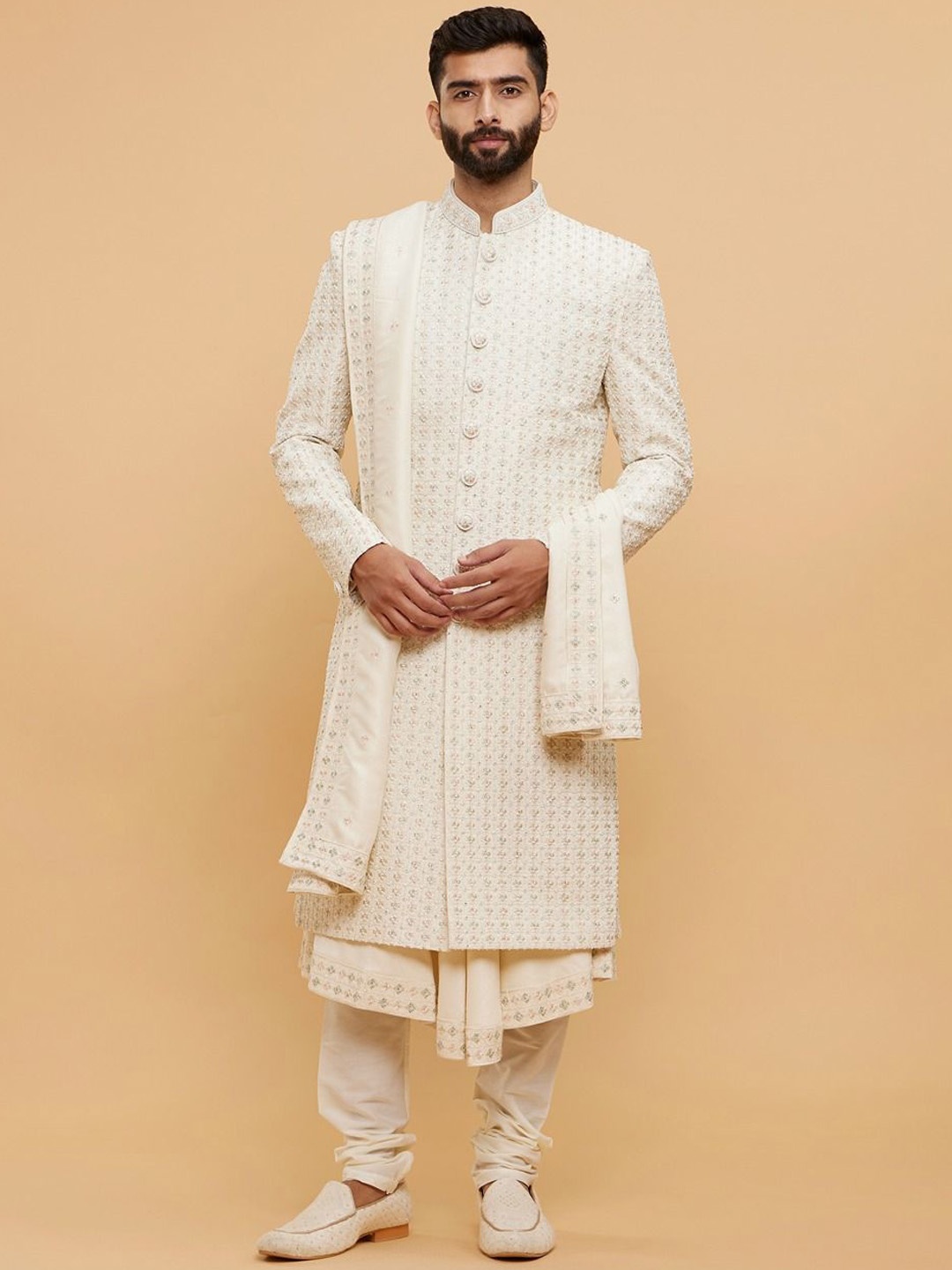 

Twamev Men Embroidered Thread Work Sherwani Set With Dupatta, Cream