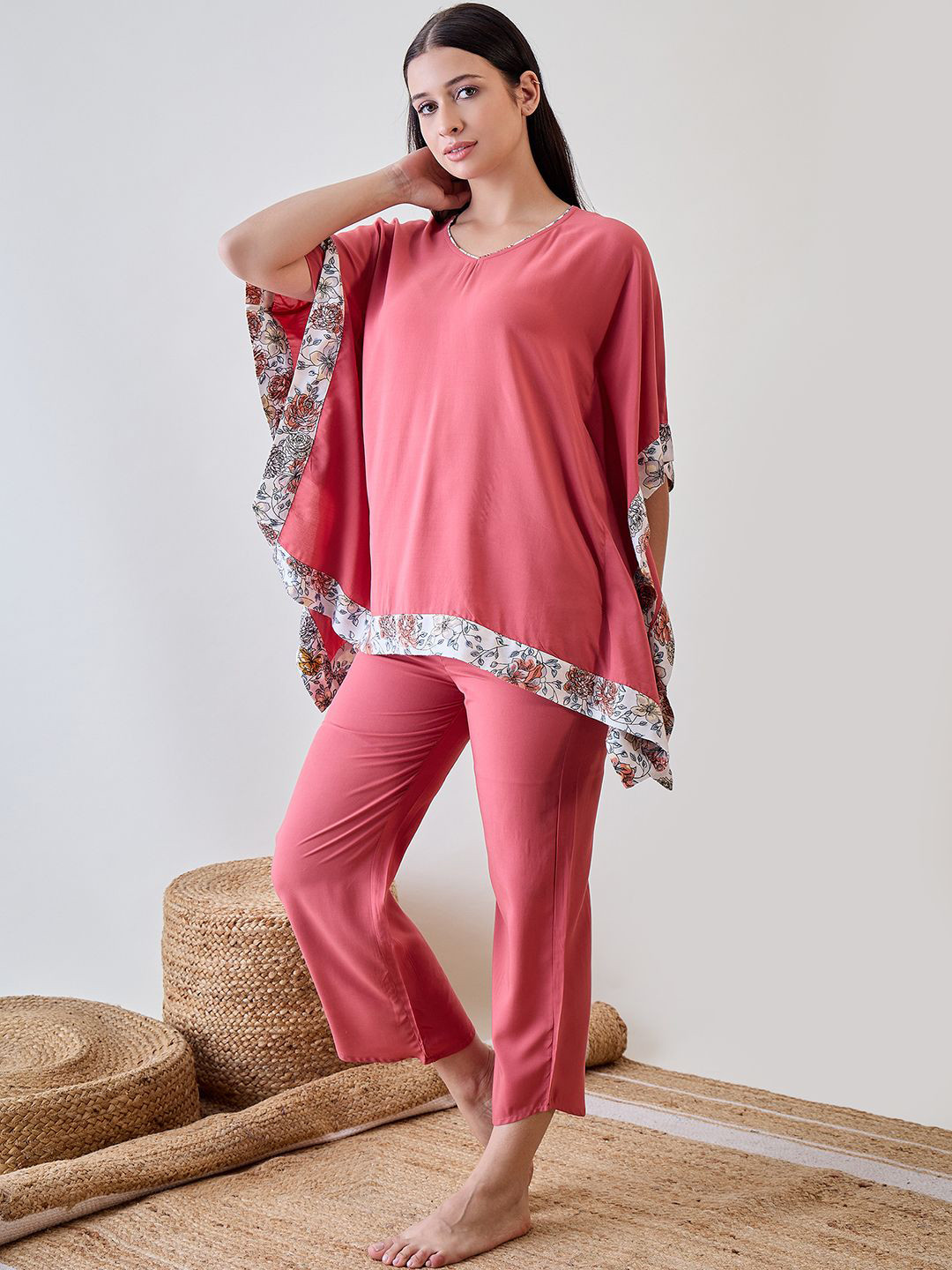 

The Kaftan Company Women Night suit, Pink
