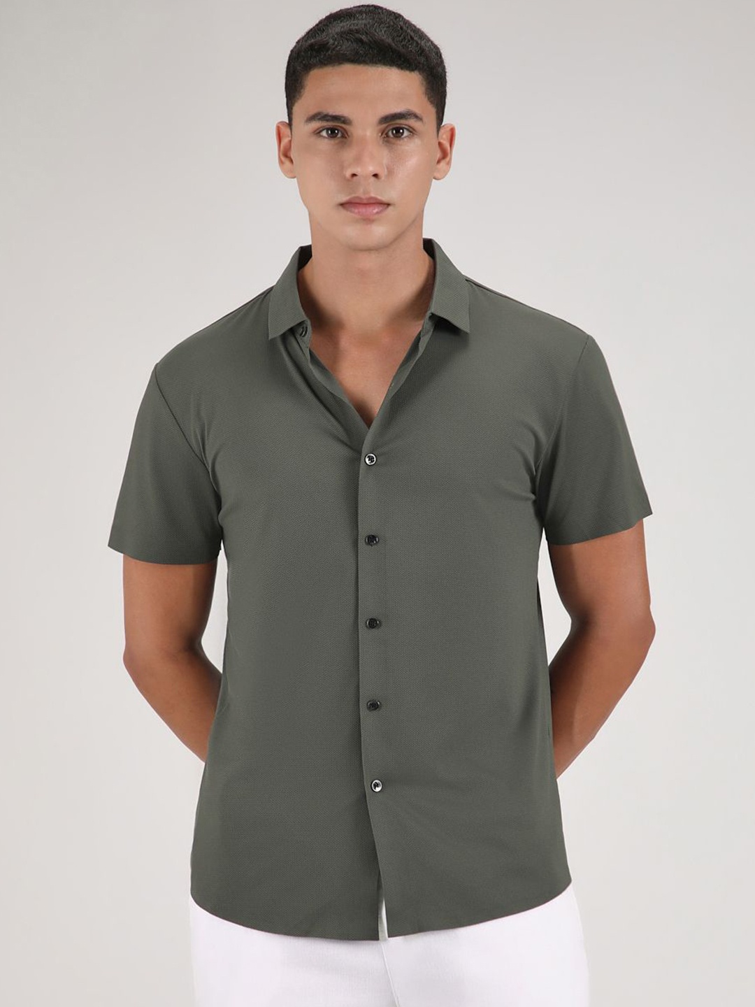 

Banana Club Men Classic Slim Fit Opaque Casual Shirt, Green